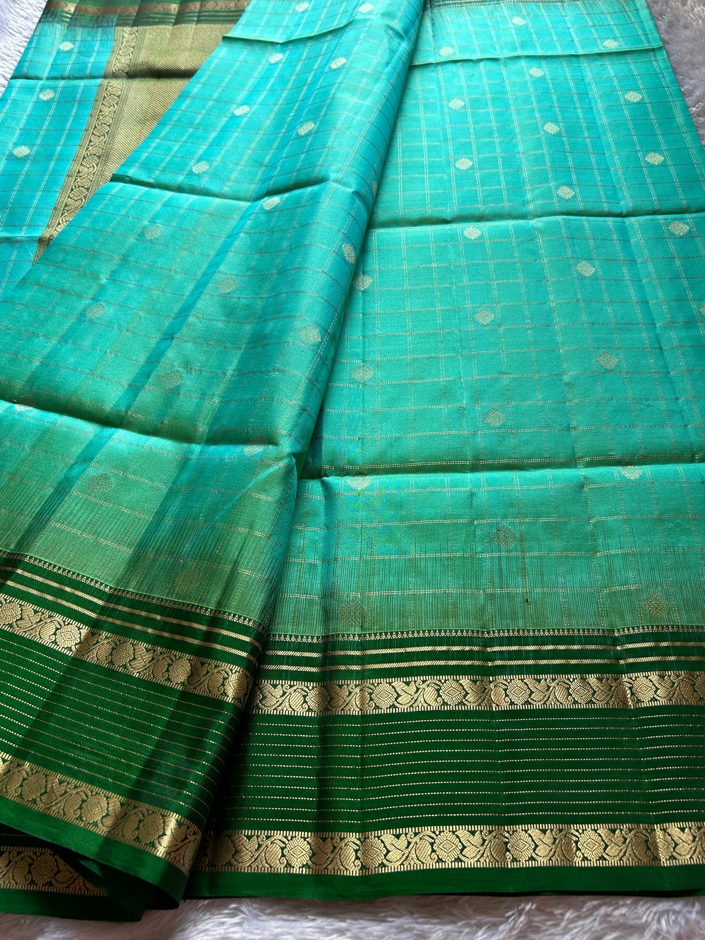 Gomathi (2D) : Turquoise-bottle green