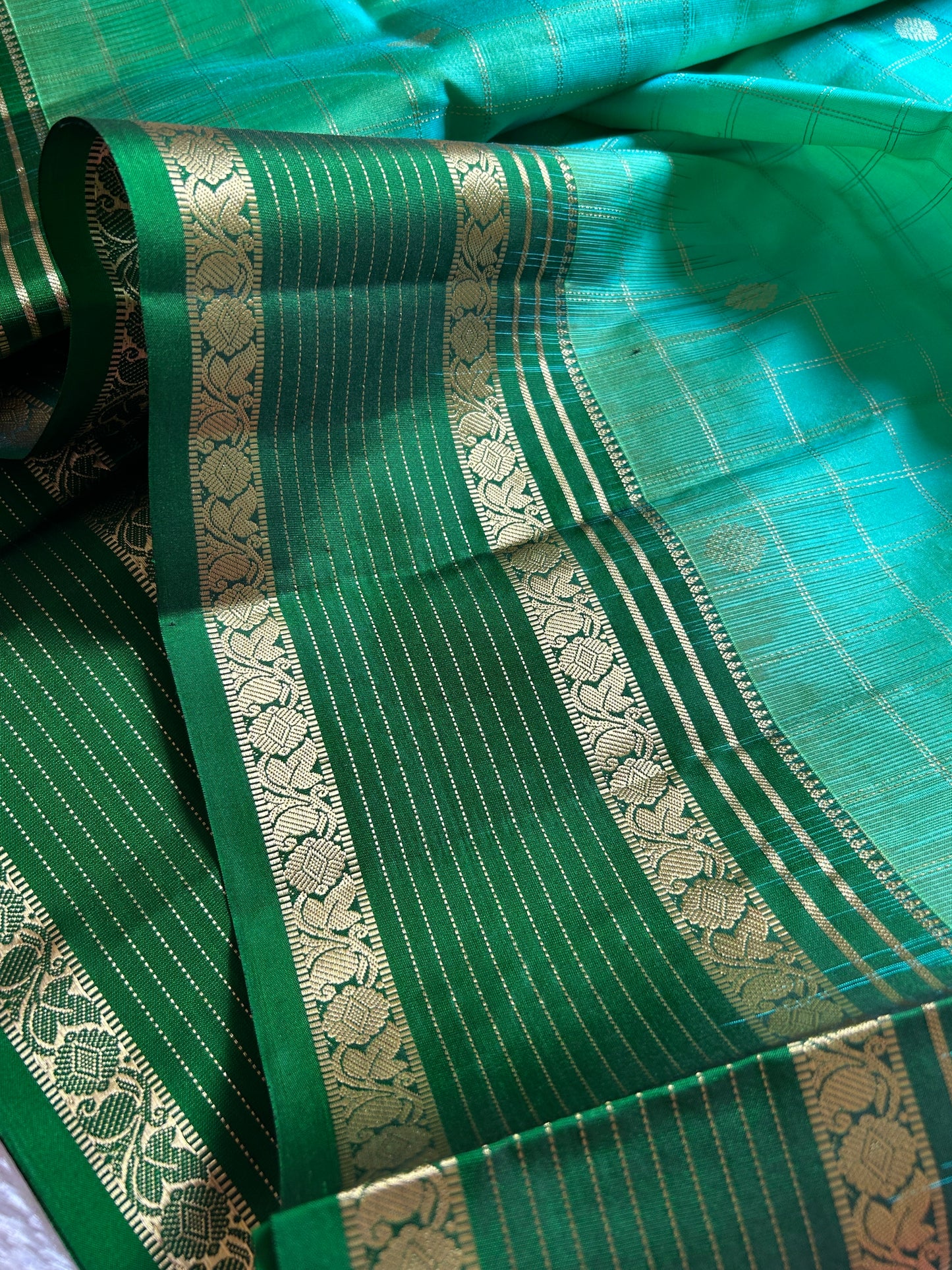 Gomathi (2D) : Turquoise-bottle green