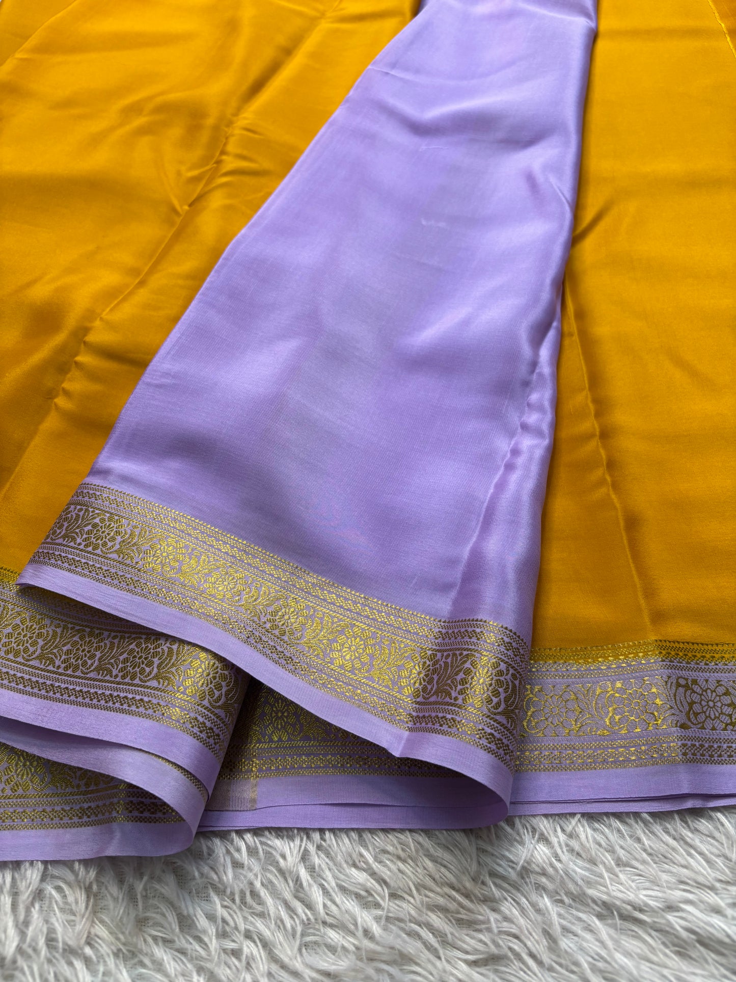 Anagha (2D) : Golden yellow-lavender