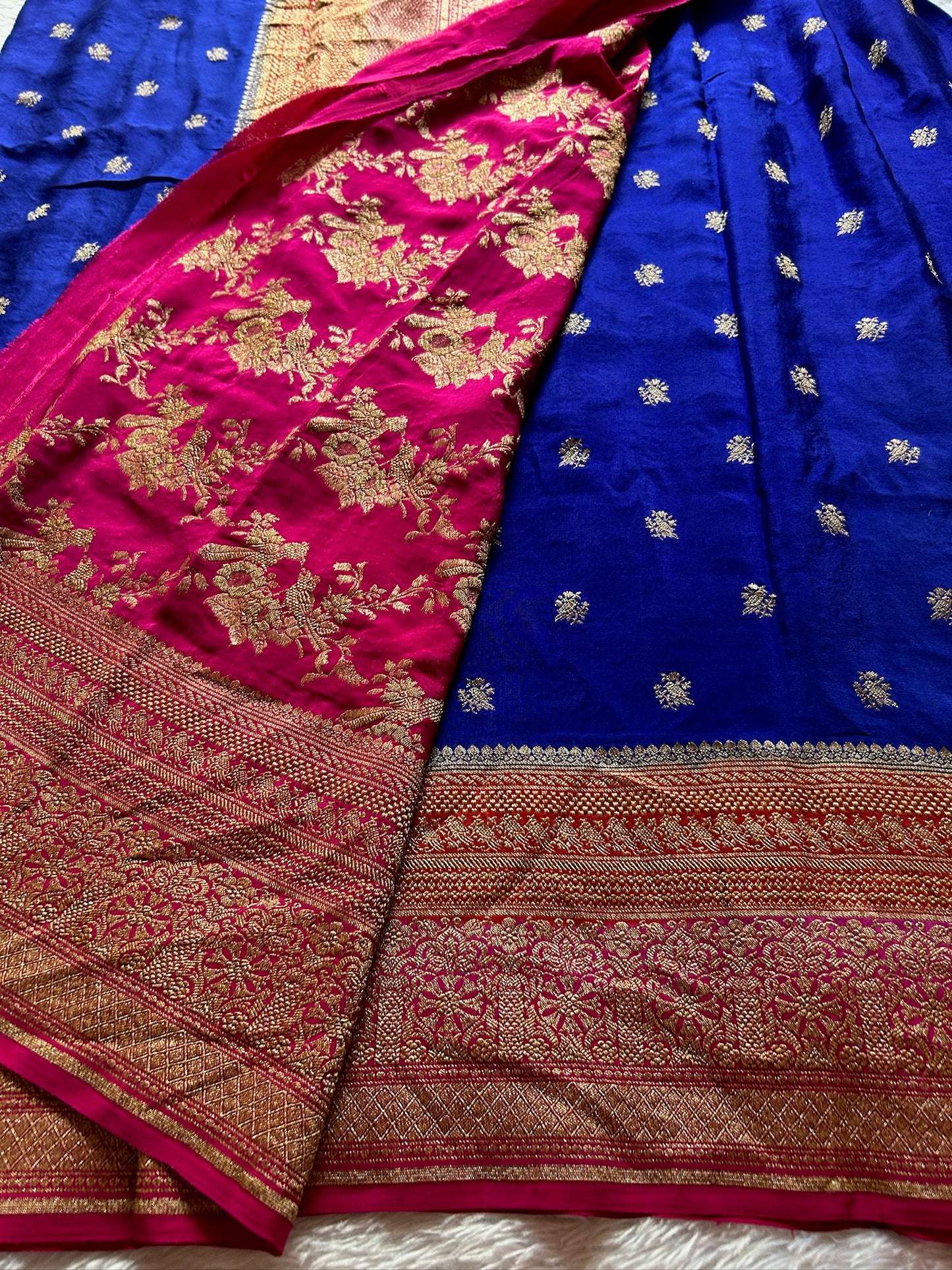 Trishika (3D): Royal blue-orange-pink