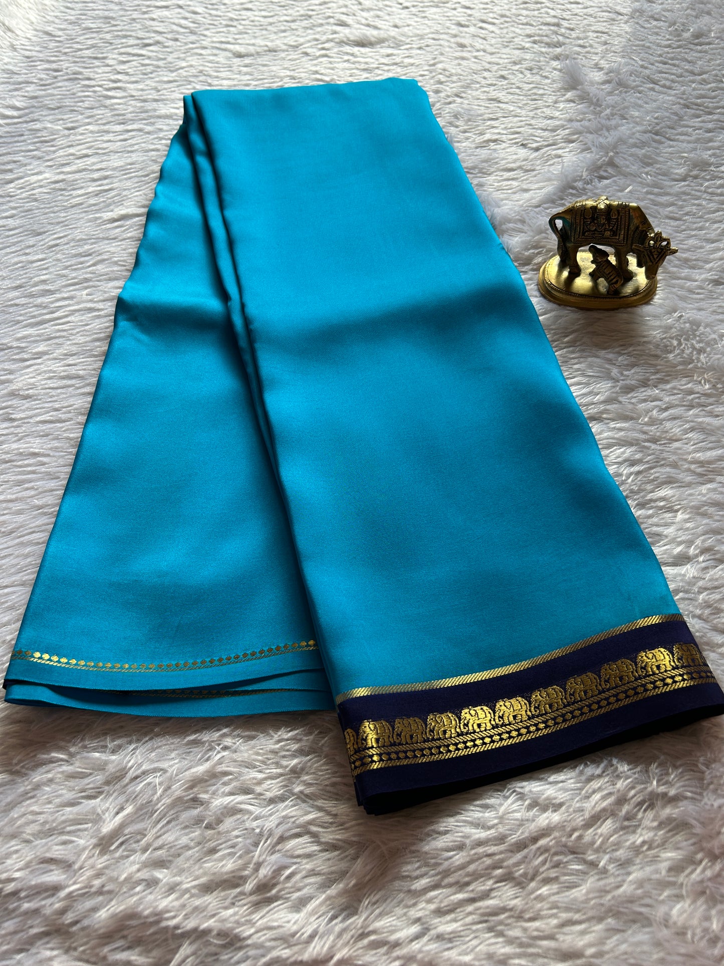 Gowri (2D) : Ananda blue-navy blue
