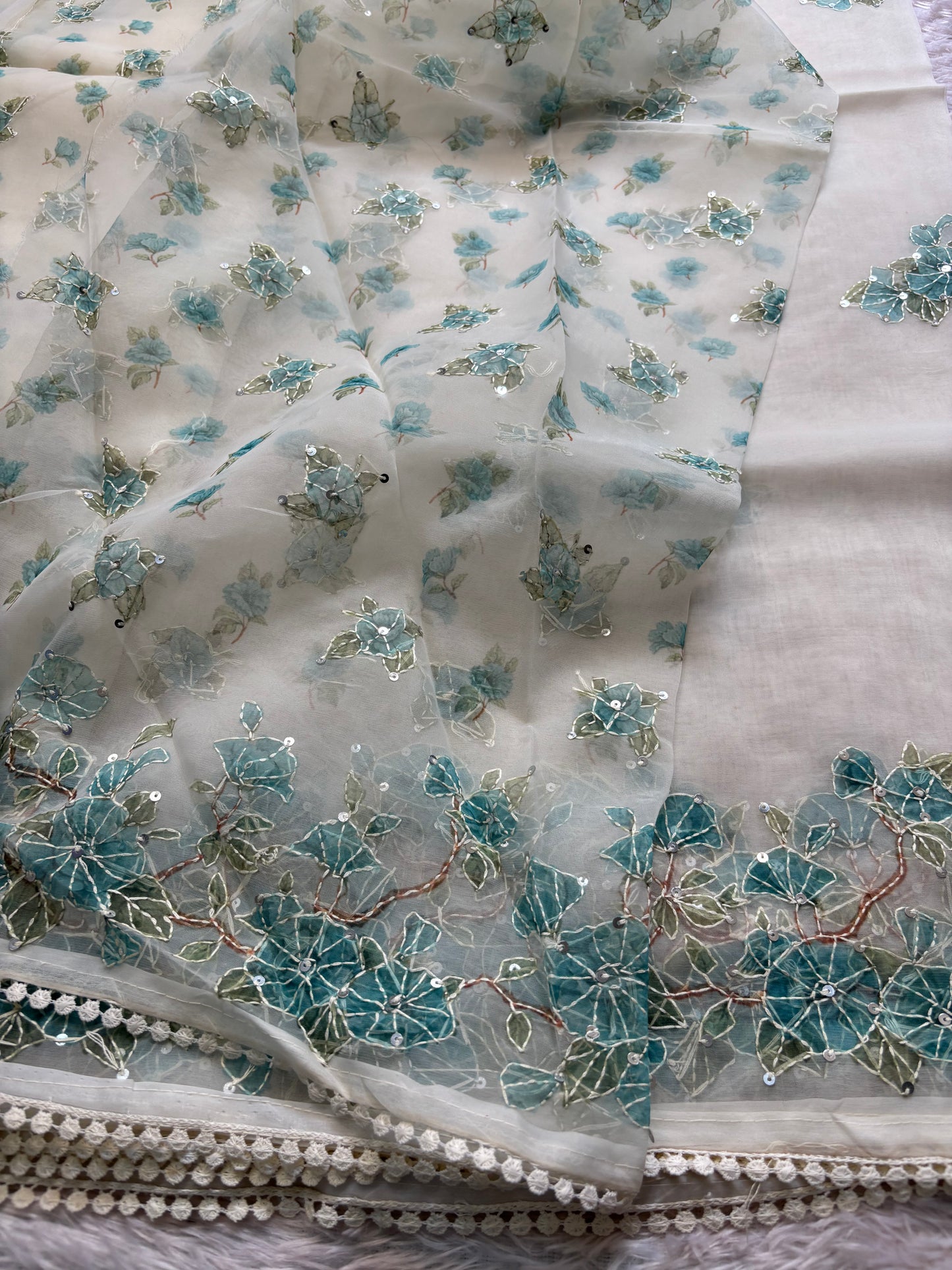 NYD115 (2D) : Off white-teal blue