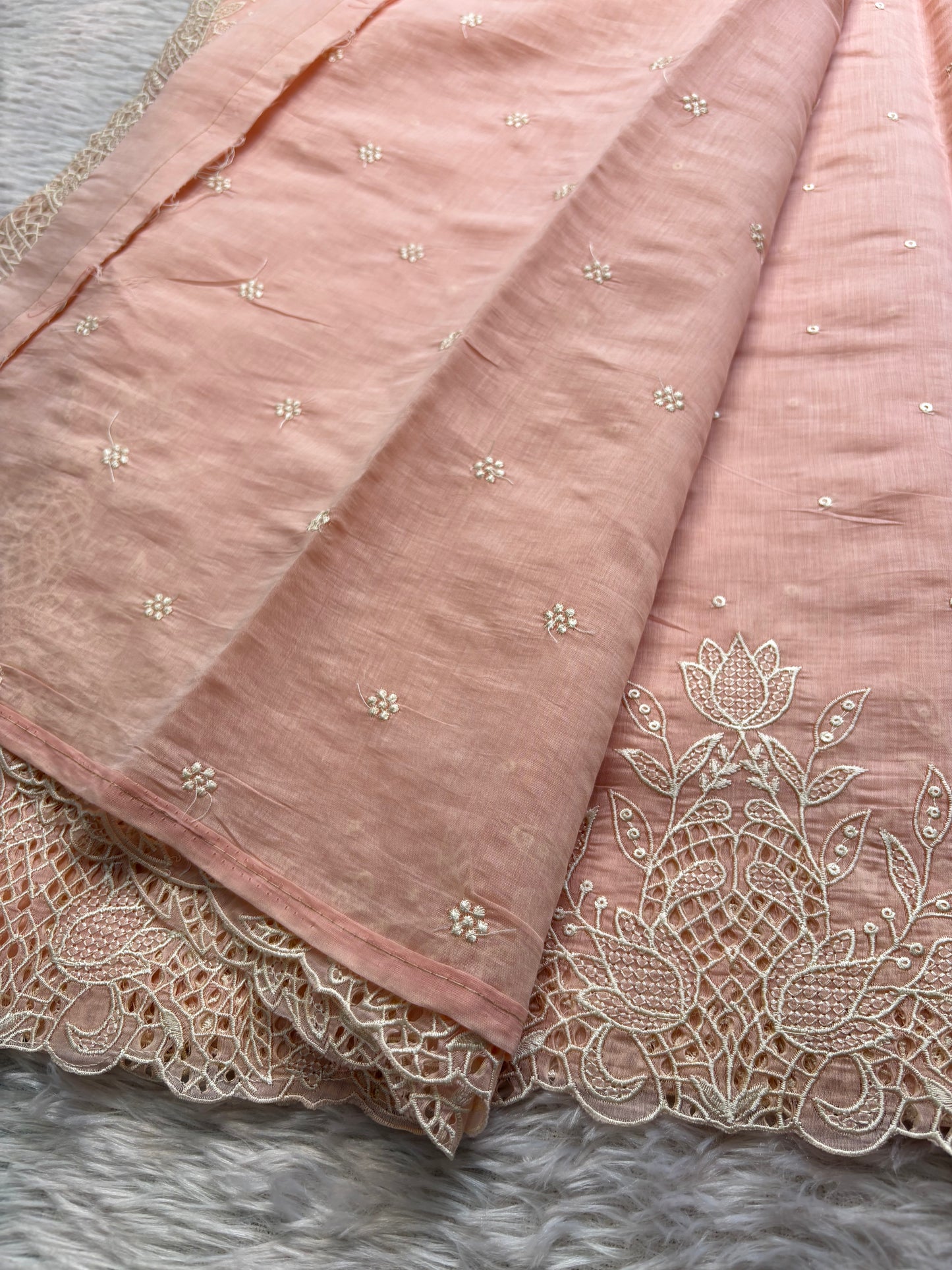 NYD116 : Solid Light peach