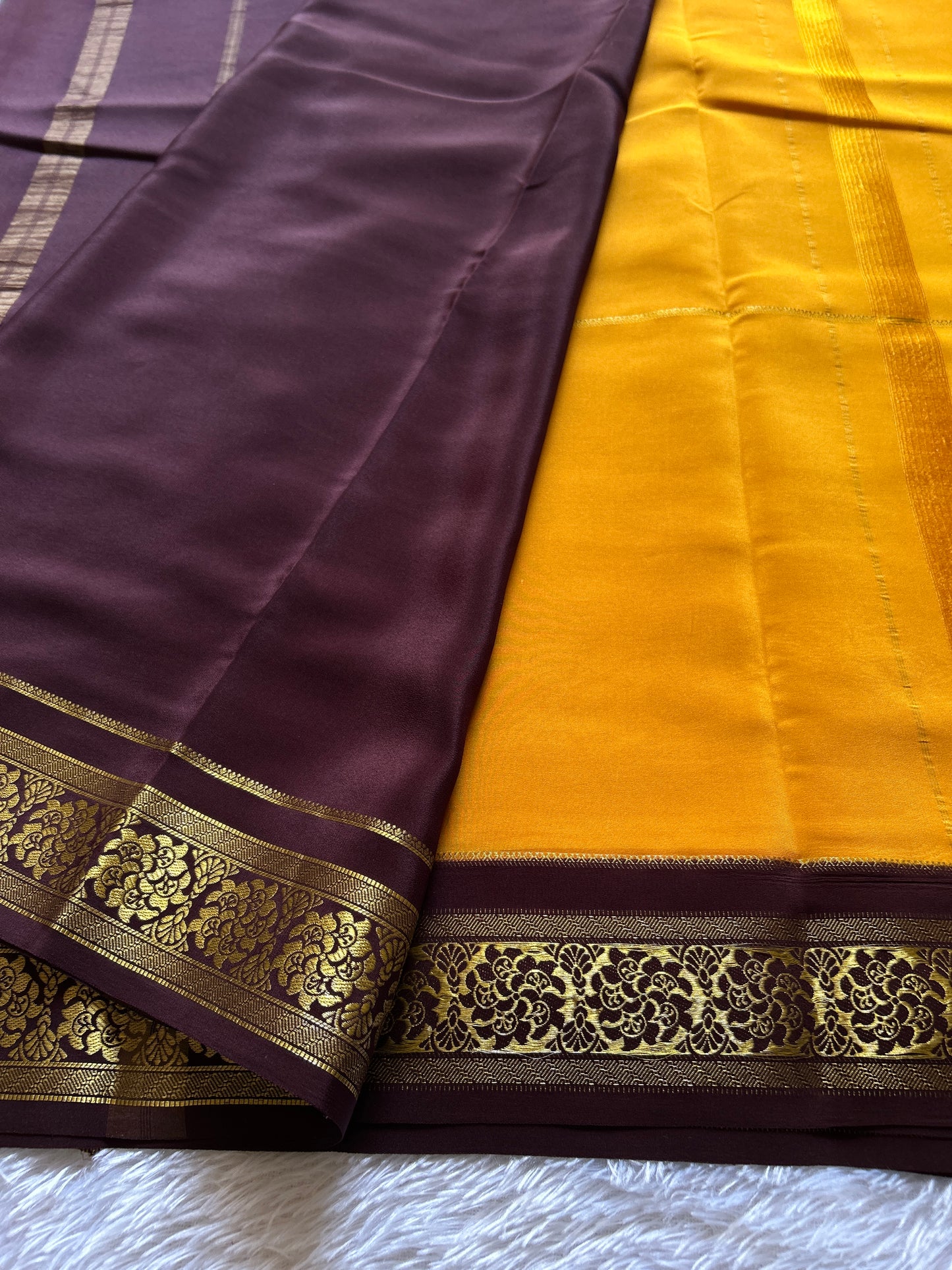 Mandara (2D) : Golden yellow-deep brown