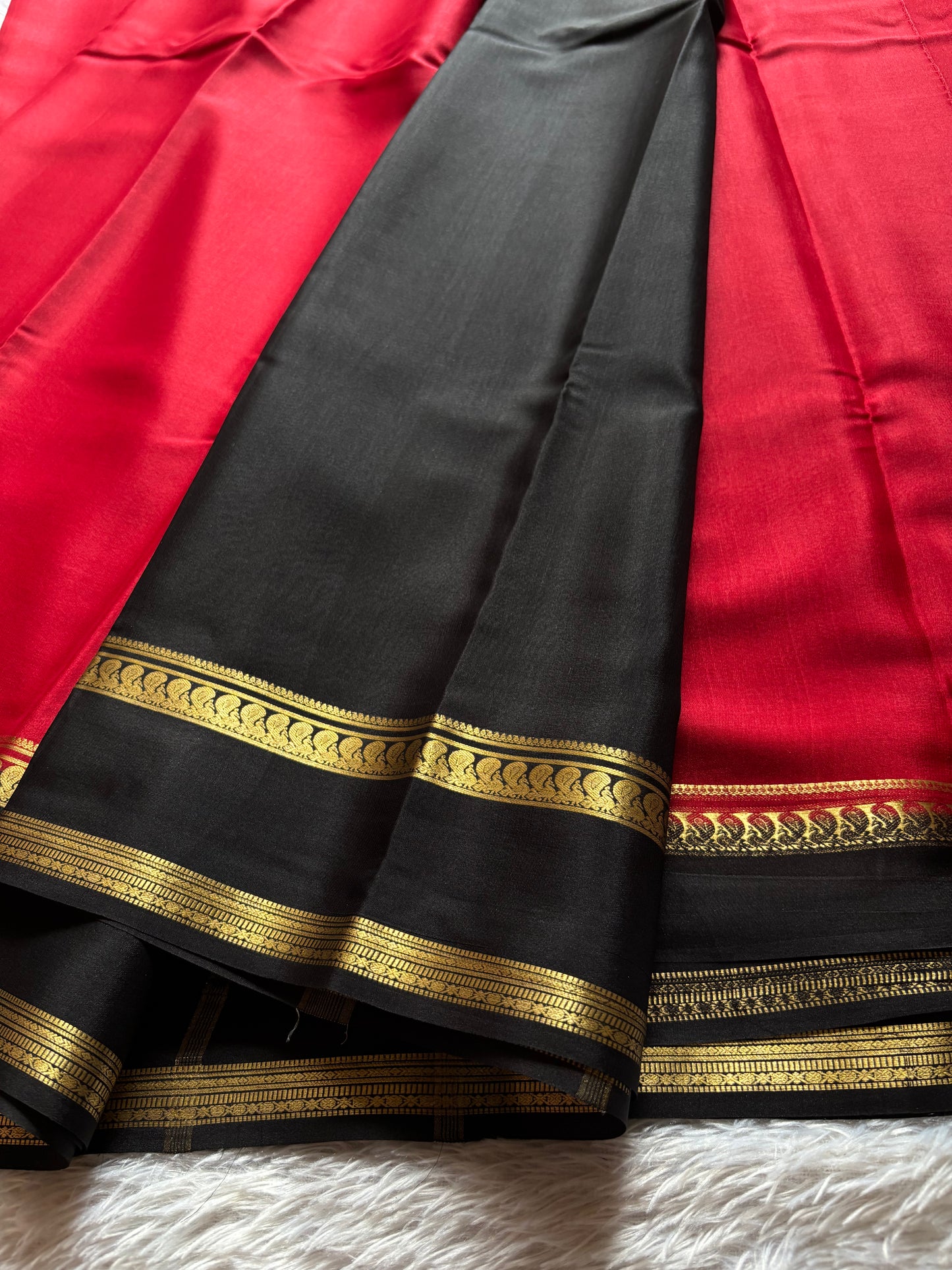 Arathi (2D) : Red-black