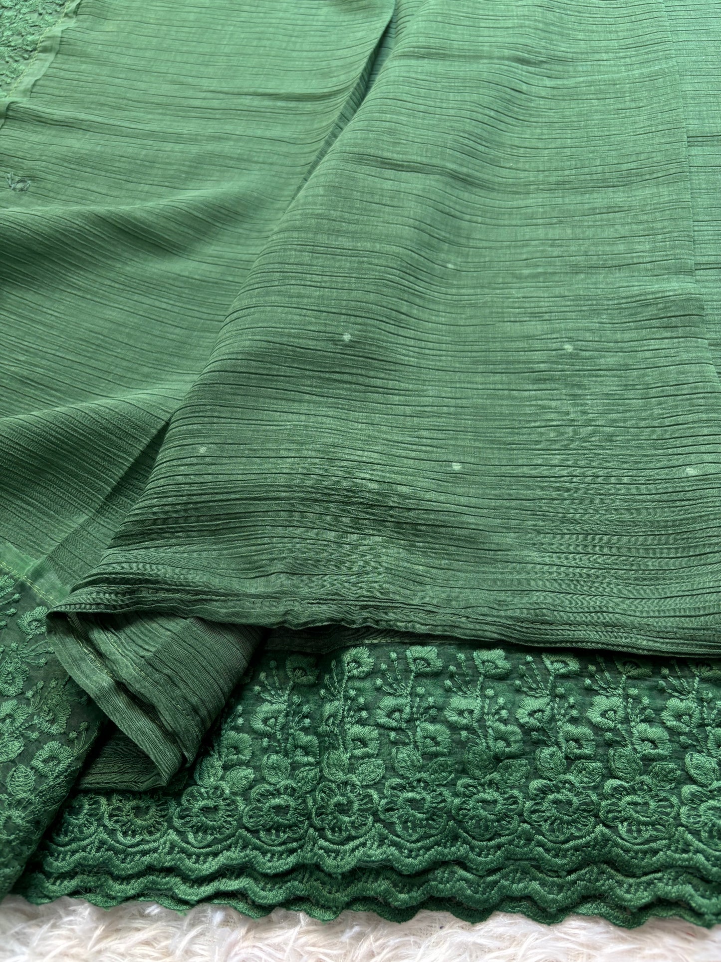 NYD118 : Solid Dark mint green