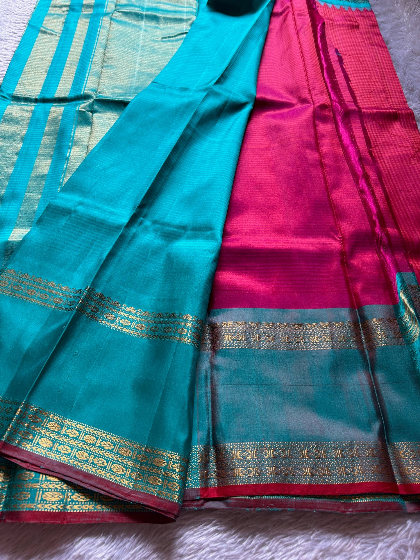 Red-blue Kancheepuram silk