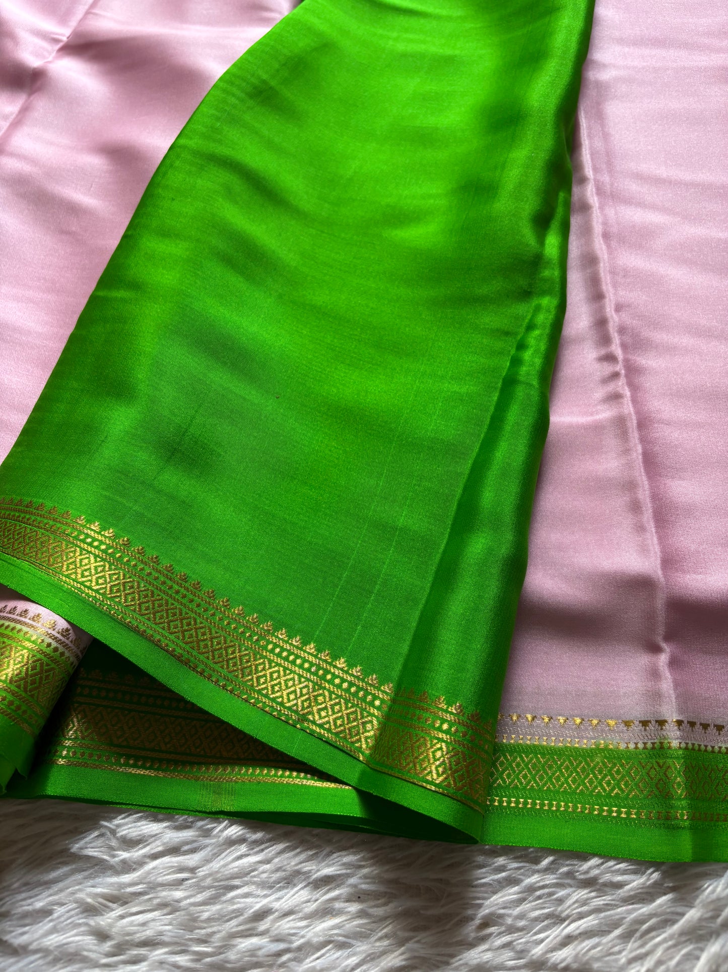 Preetha (2D) : Pastel pink-parrot green