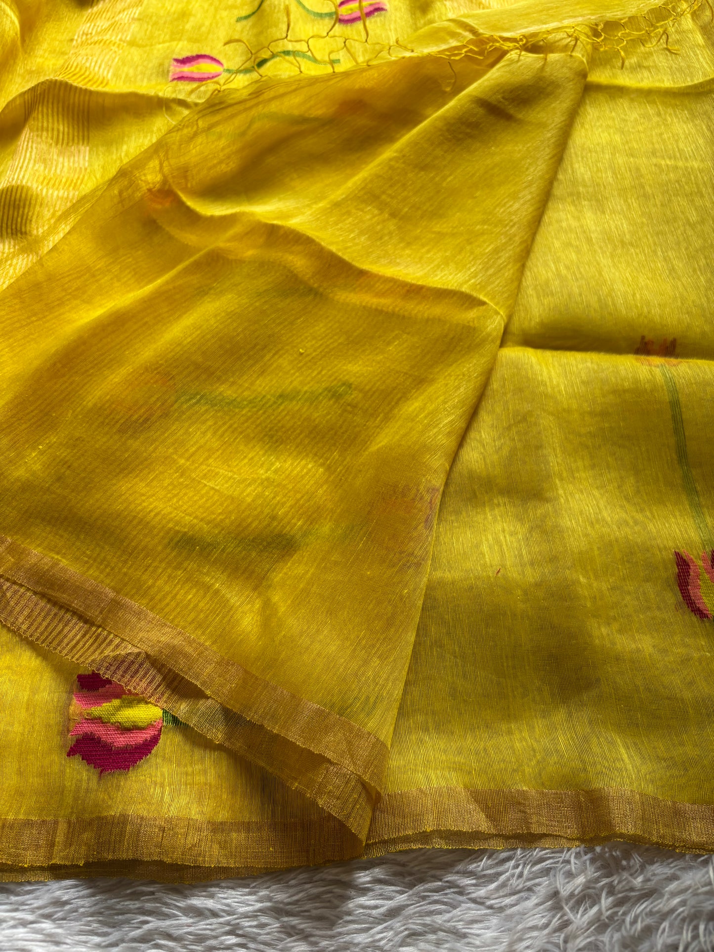 Tavare : Solid Marigold yellow