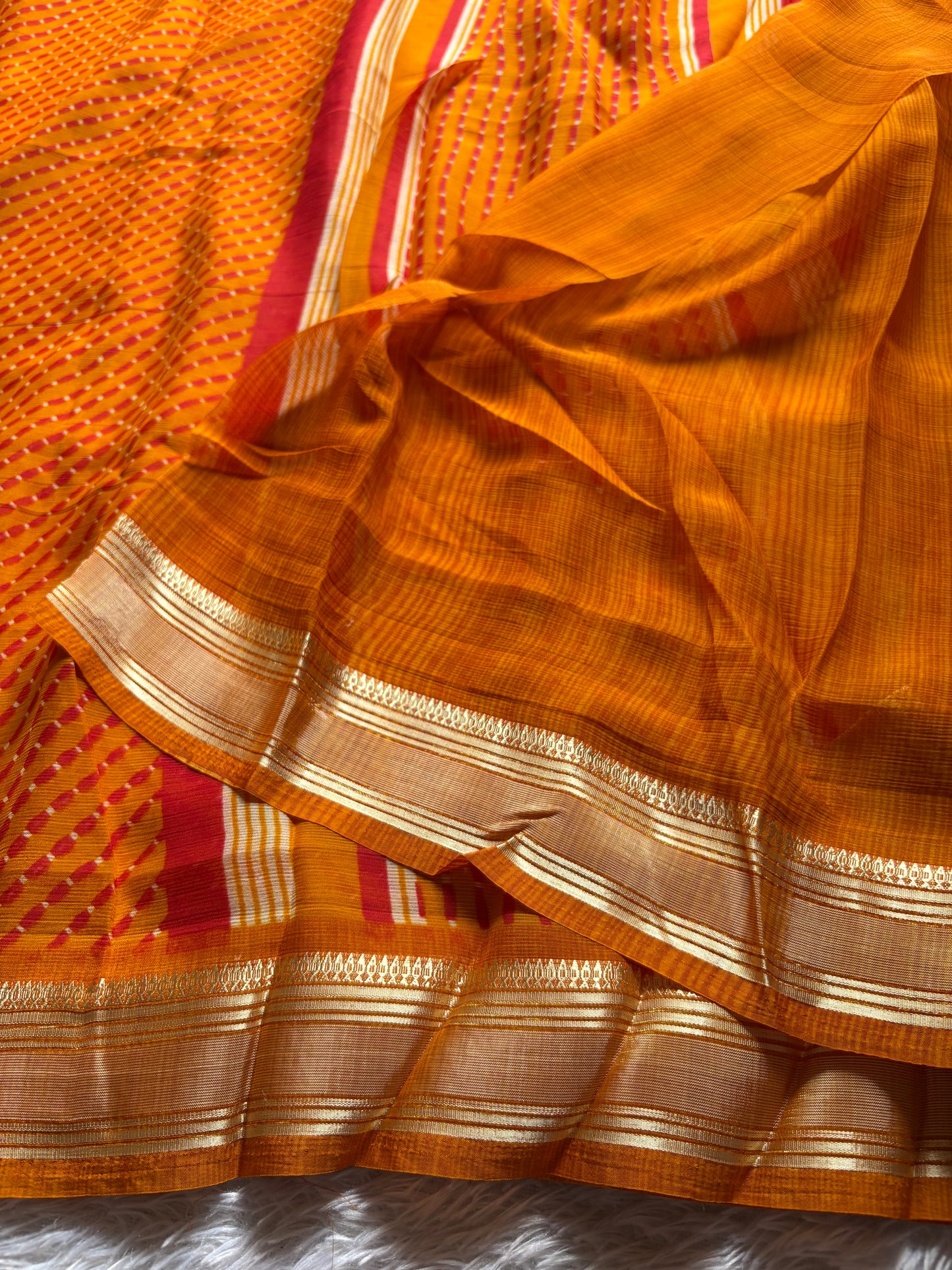 SS110 : Solid Orange