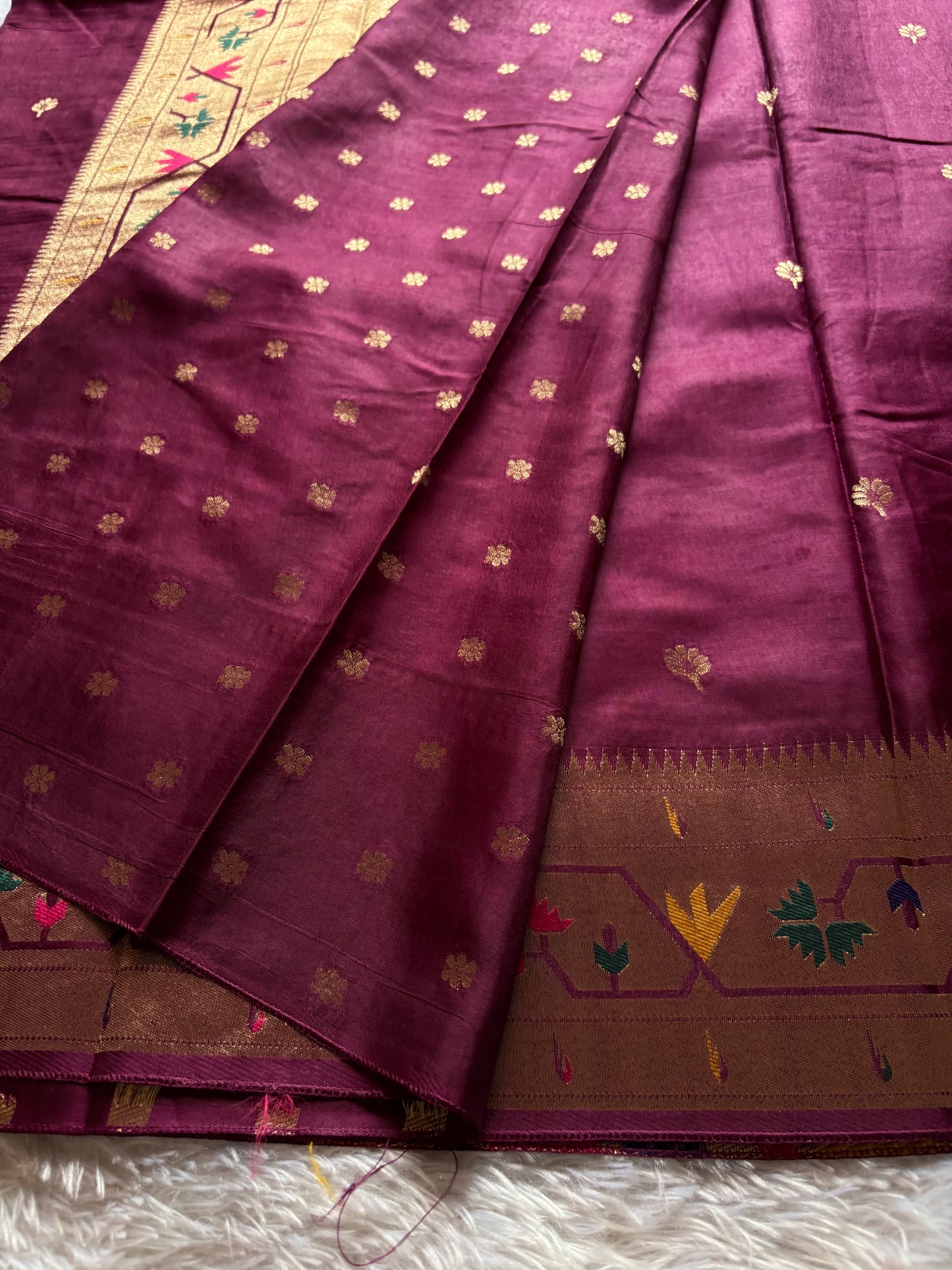 SS121 : Solid Burgundy