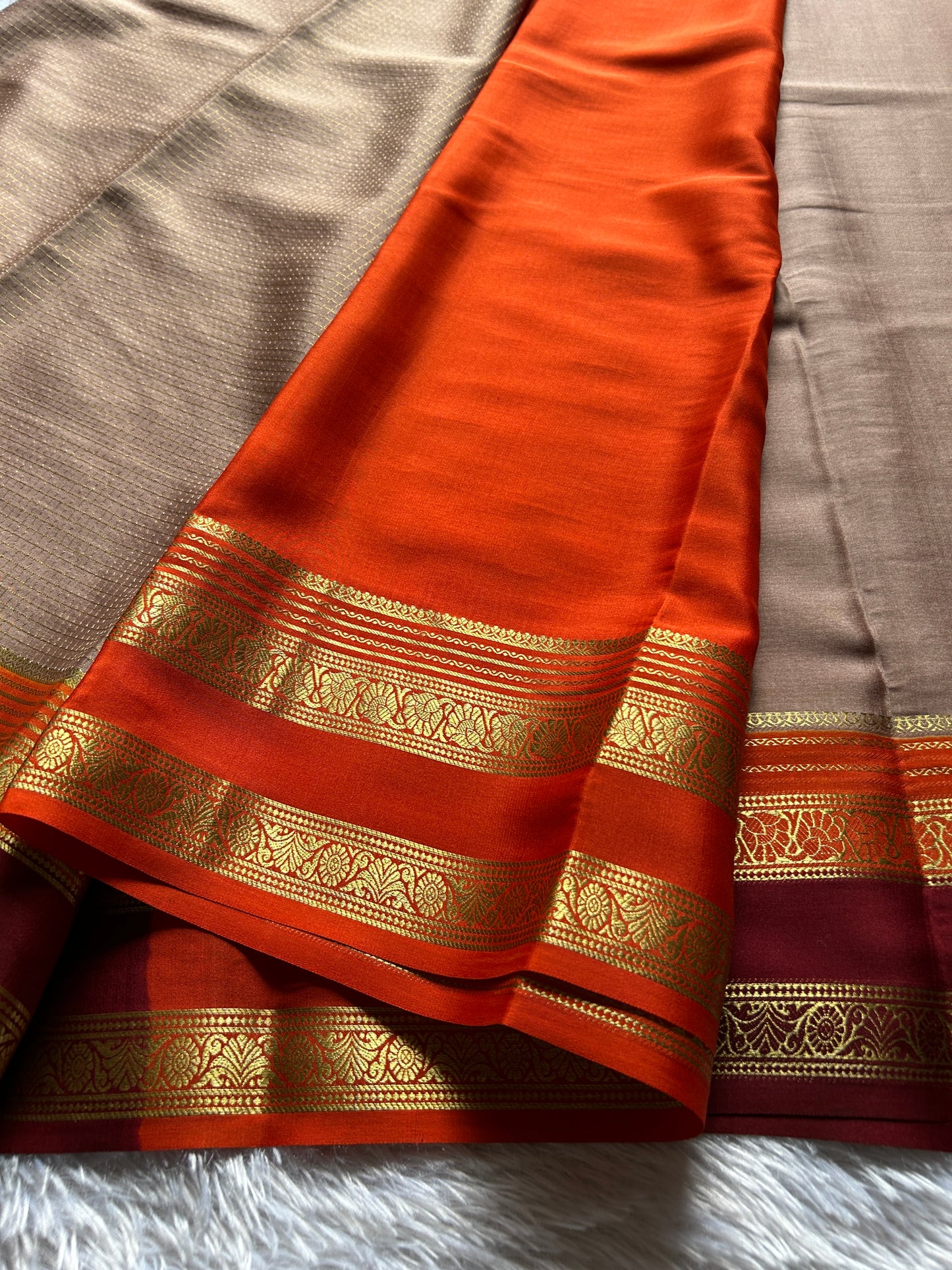 Gayatri (3D) : Light brown-orange-brown