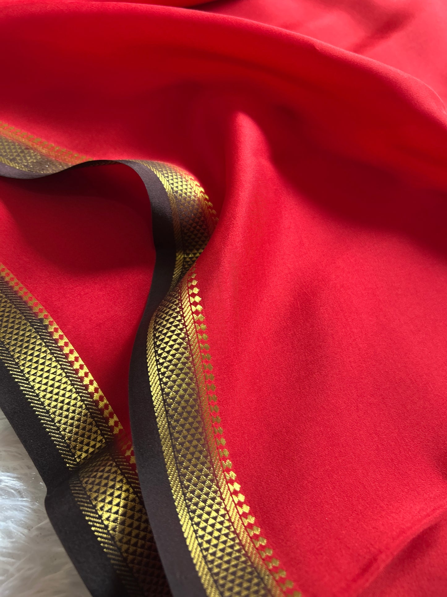 Vani (2D) : Red-black