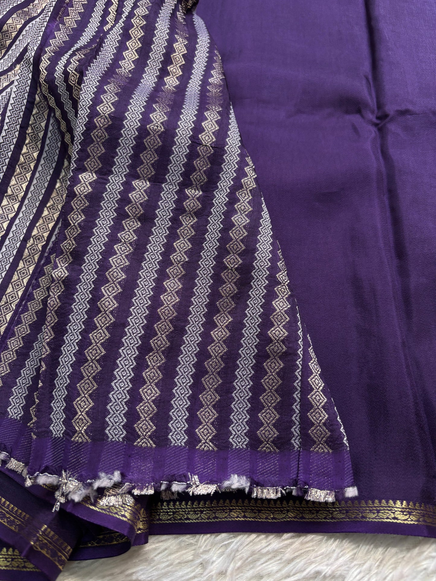 NYD125 : Solid Dark violet