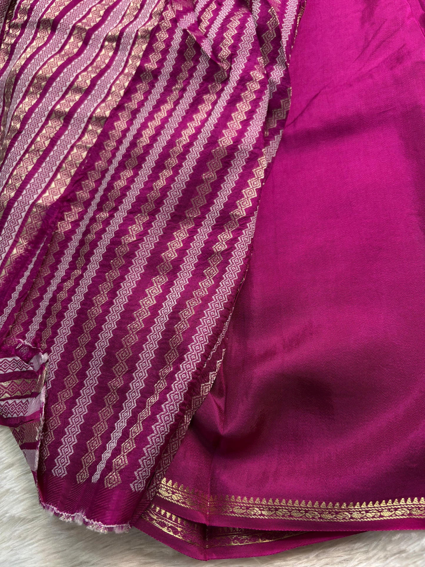 NYD125 : Solid Magenta