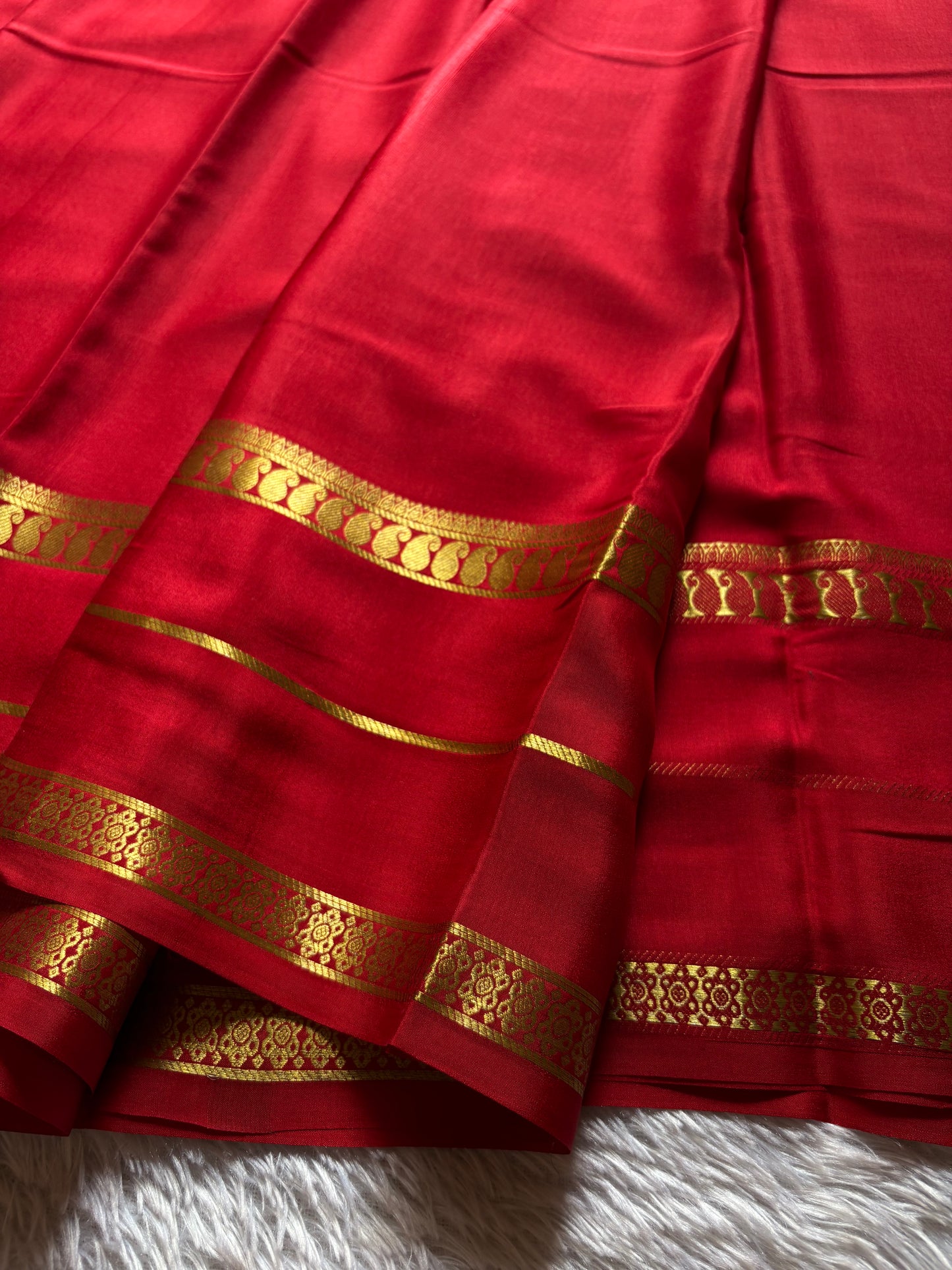 Malini : Solid Red