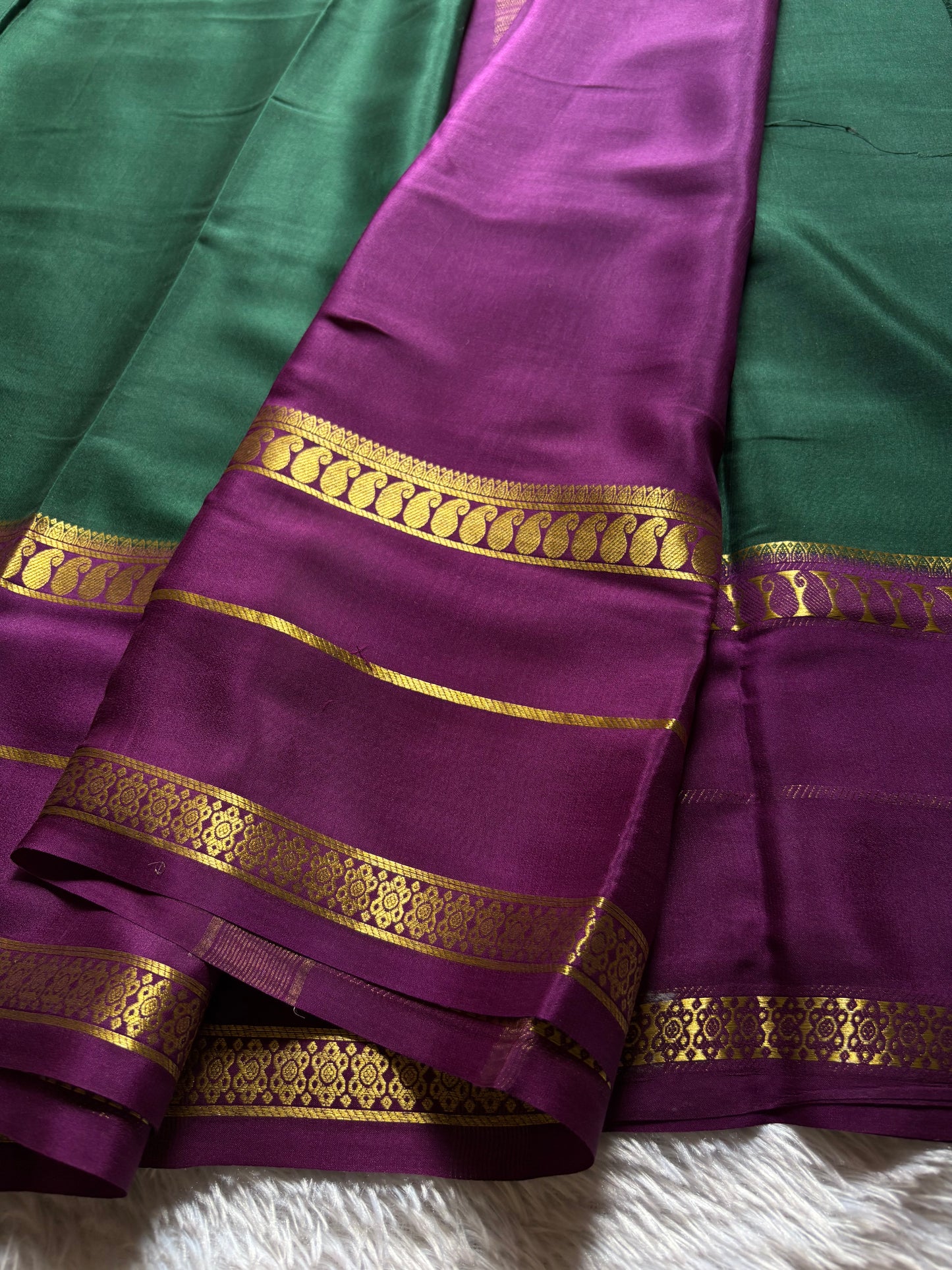 Malini (2D) : Dark green-purple
