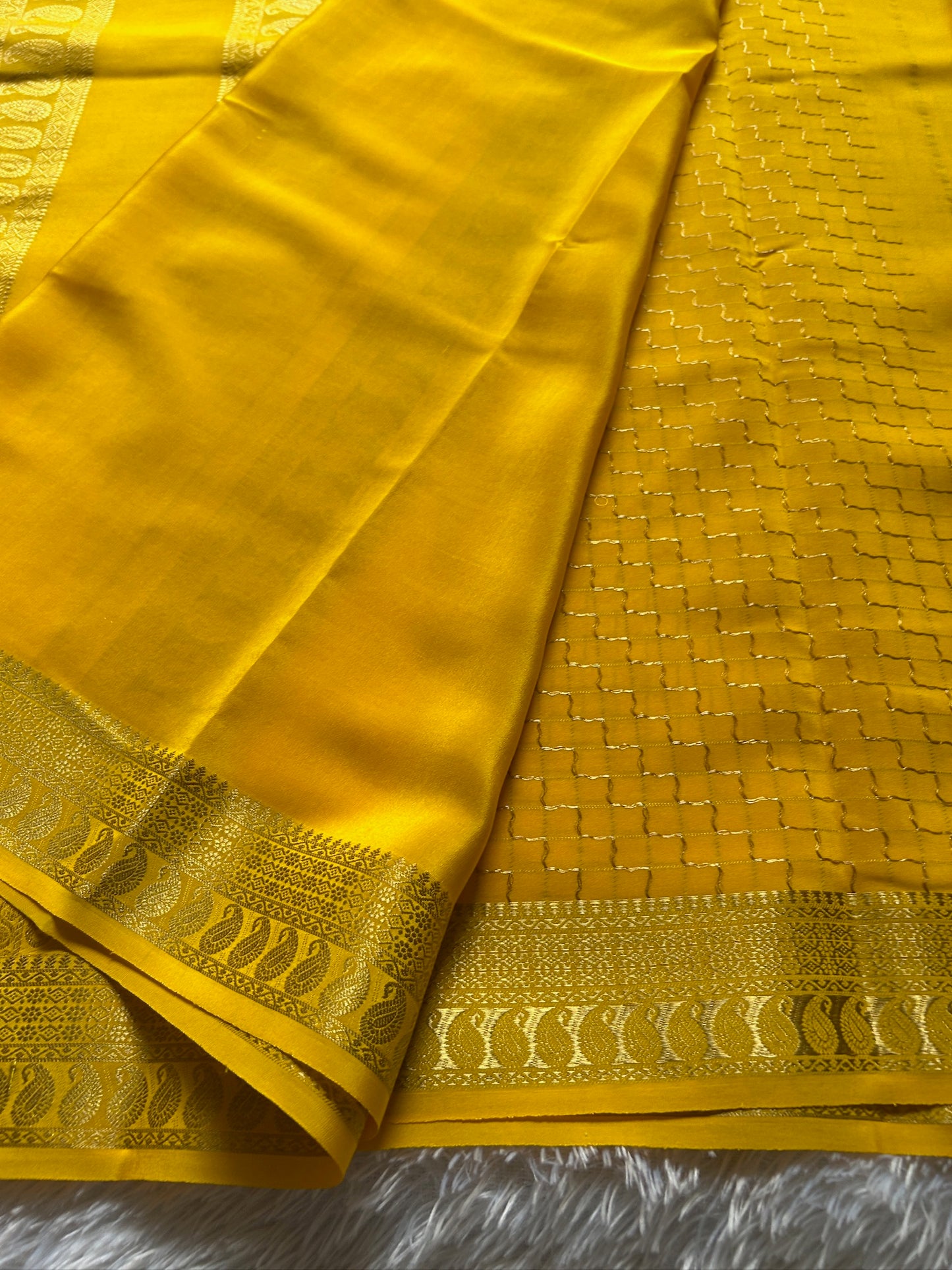 Mahima : Solid Lemon yellow
