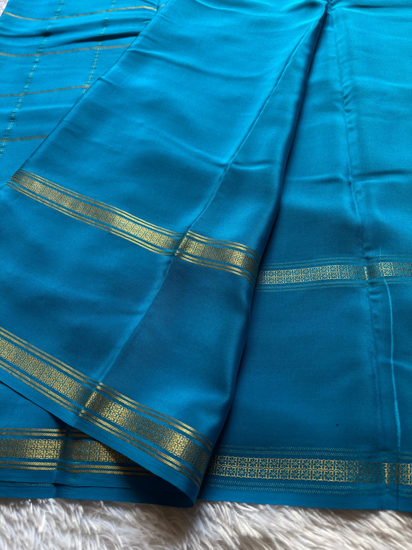 Mridula : Solid Ananda blue