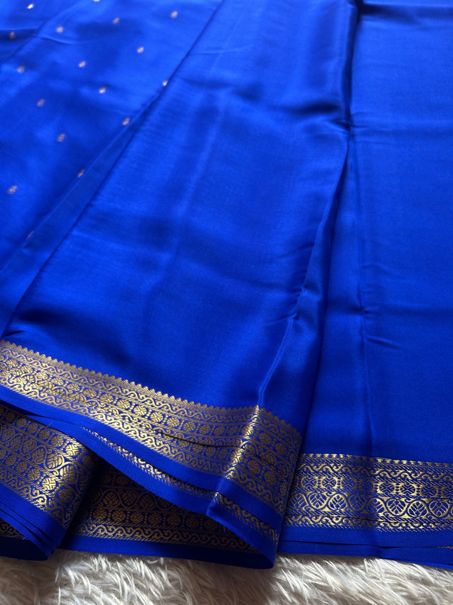 Roshini : Solid Royal blue