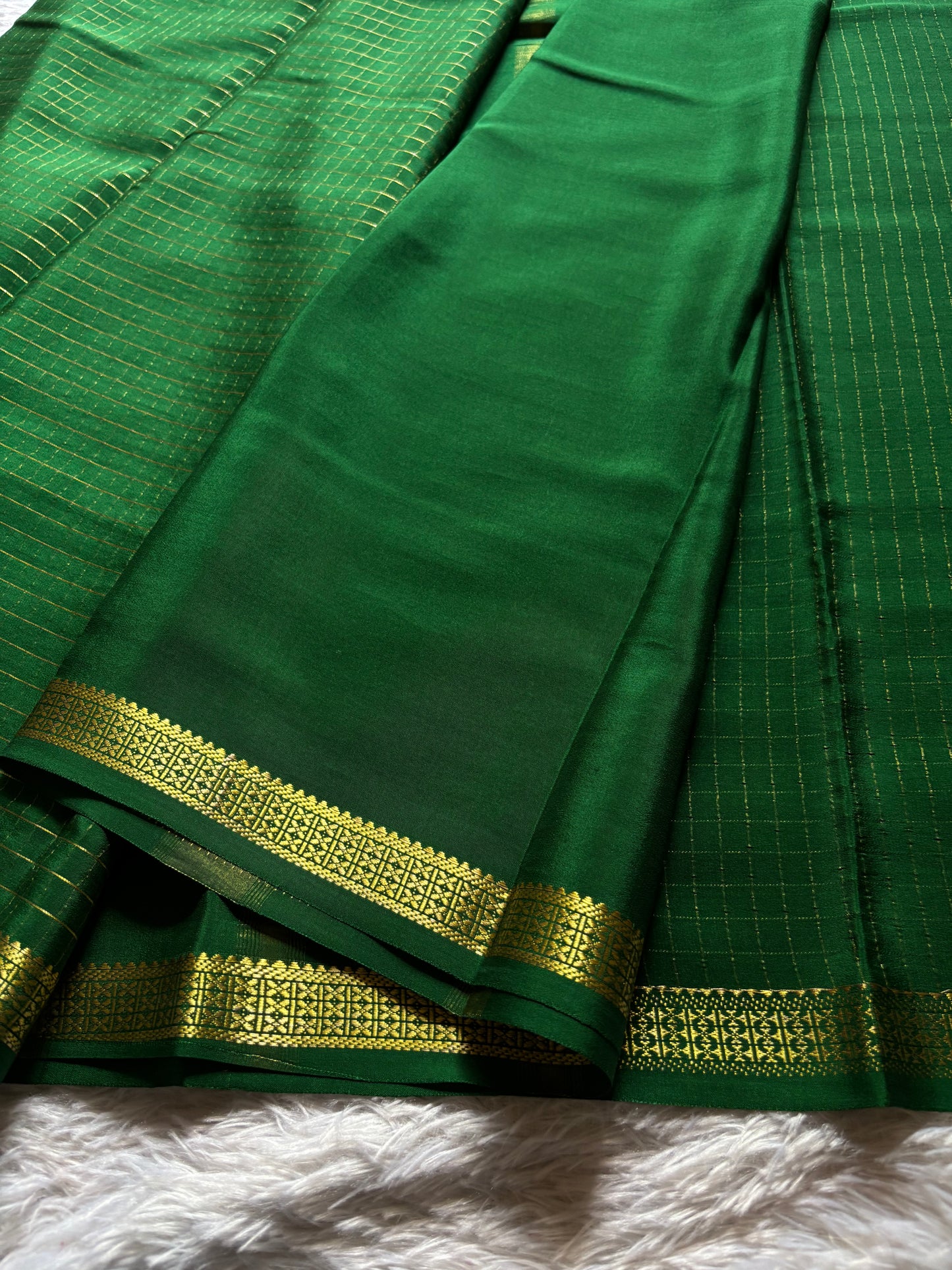 Pavani : Solid Bottle green
