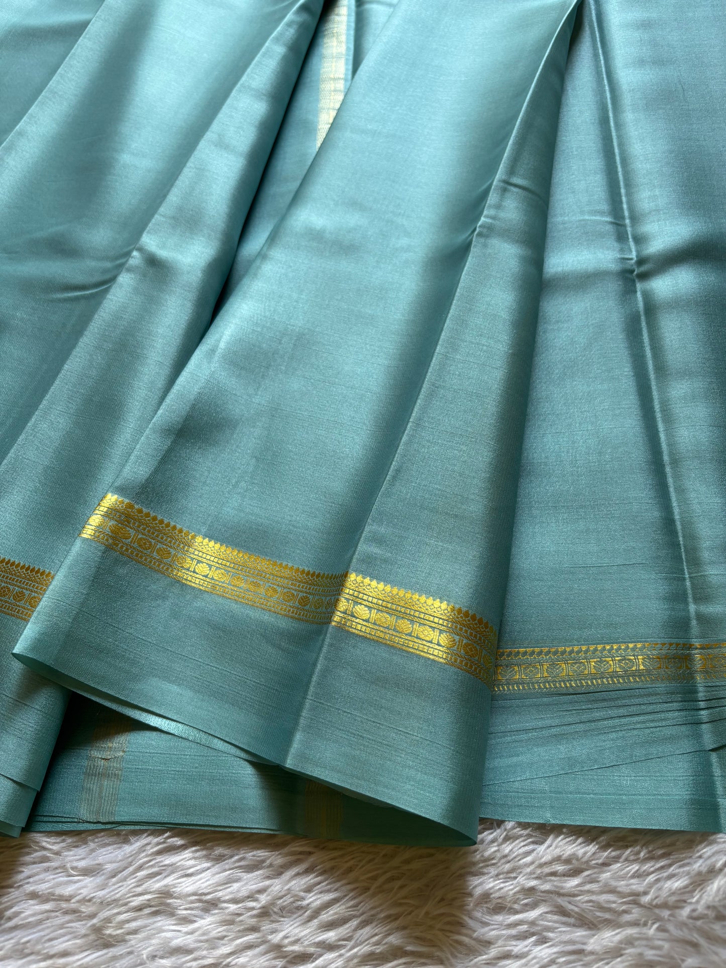 Shambhavi : Solid Powder blue