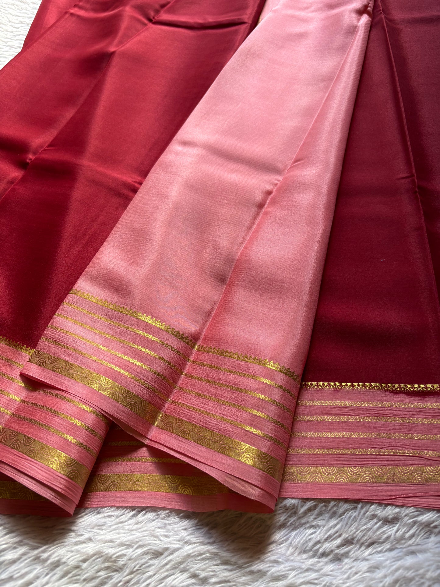 Rashmi (2D) : Maroon-light pink