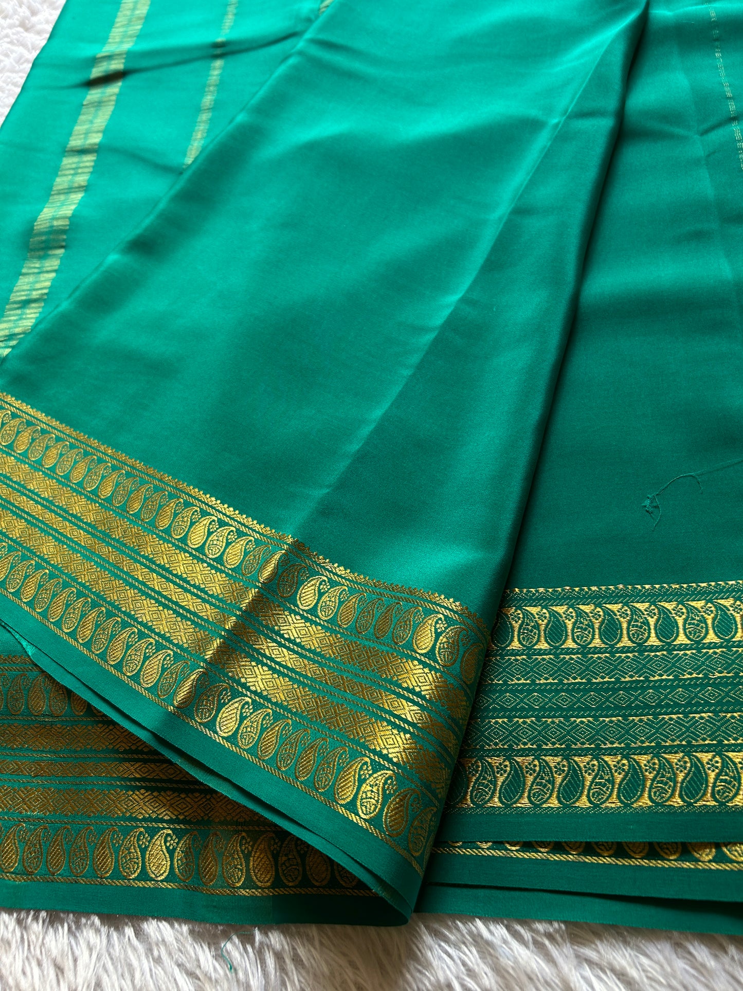Maithili : Solid Rama green