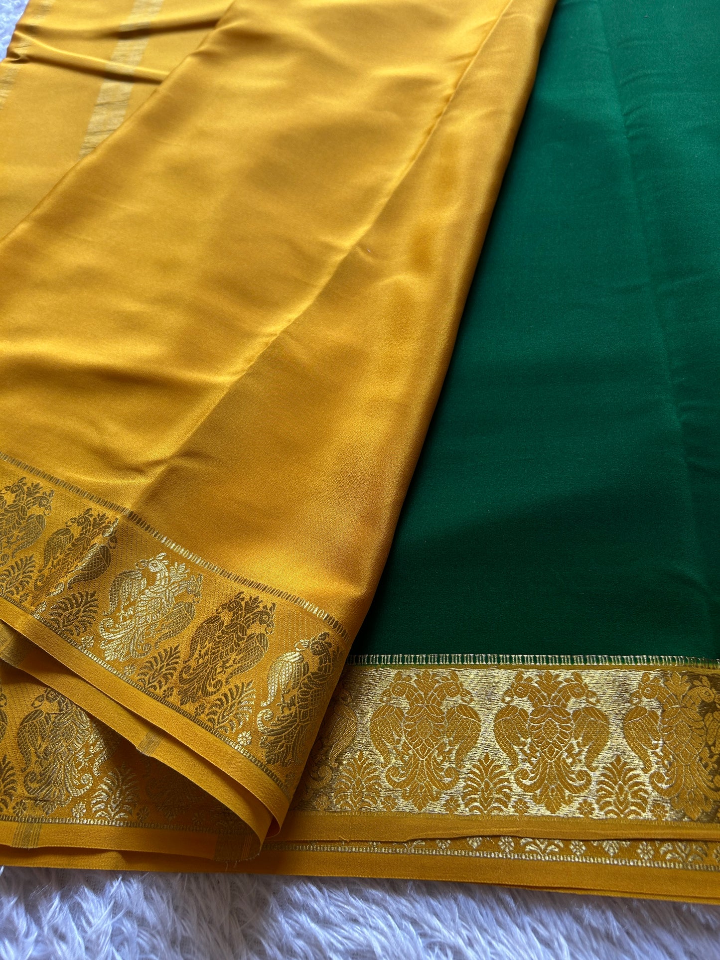 Veera (2D) : Bottle green-golden yellow
