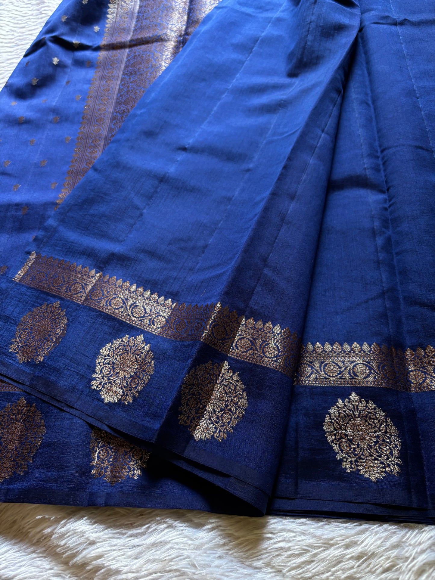 Banarasi Chiniya : Solid Dark blue