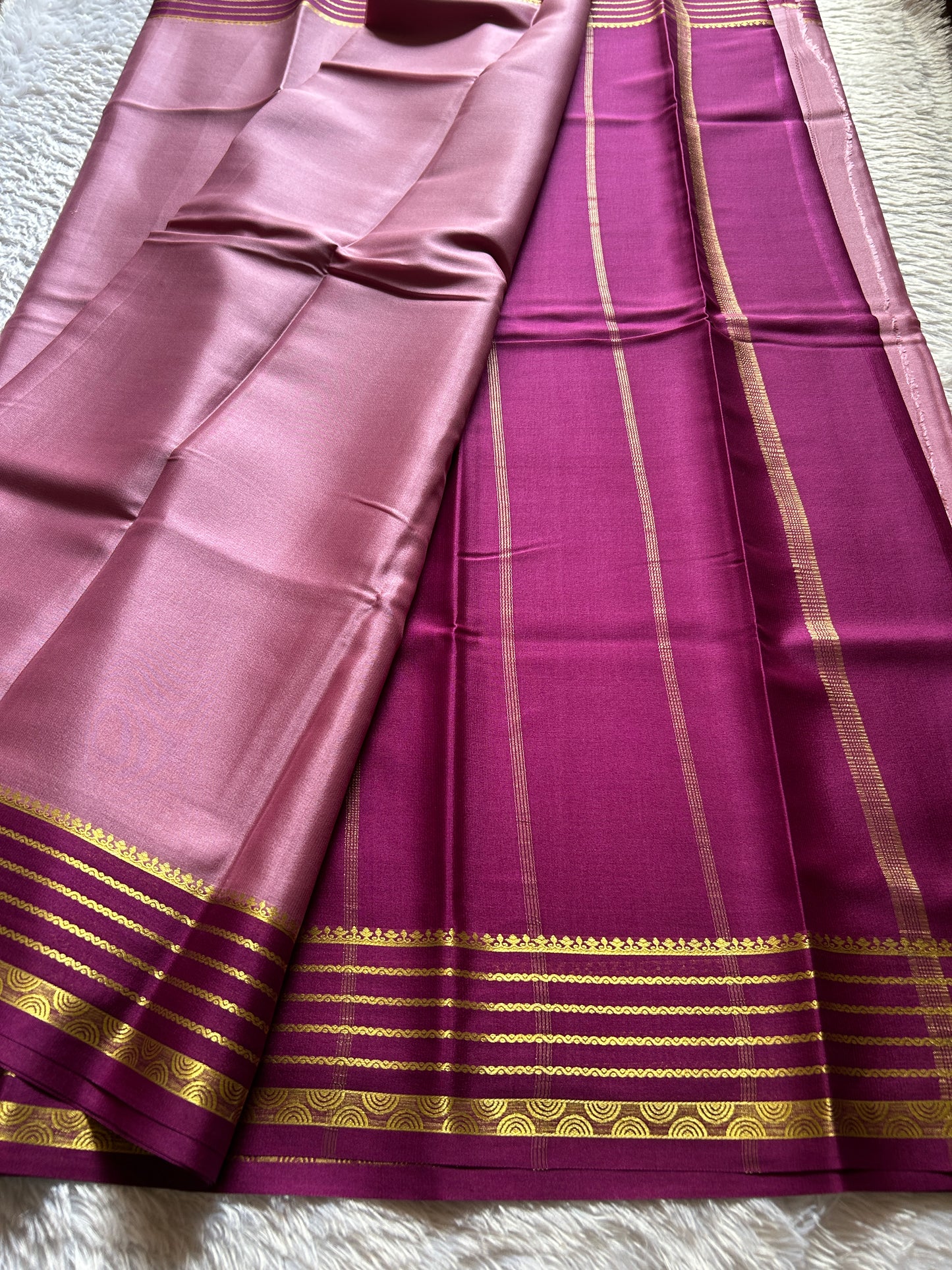 Rashmi (2D) : mauve pink-magenta