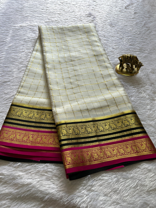 Tulasi (3D) : Off white-black-pink