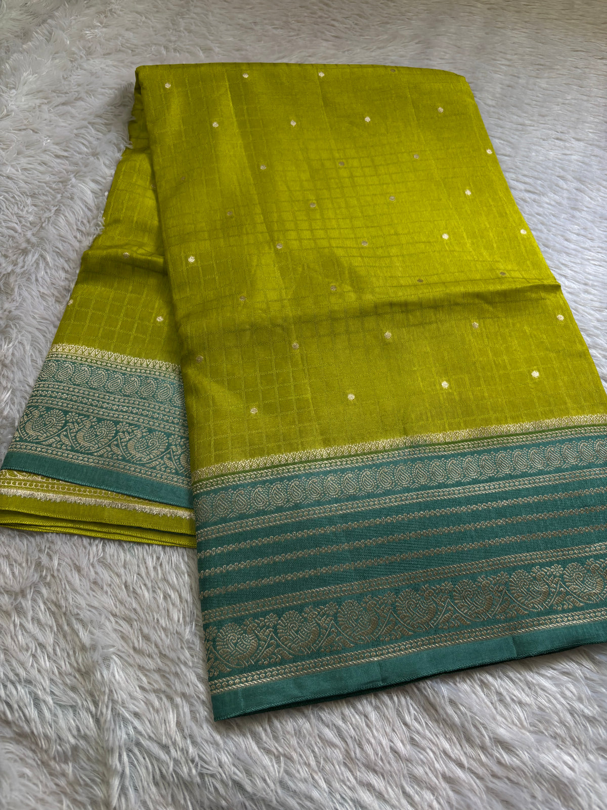SS111 (2D) : Mehendi green-steel blue