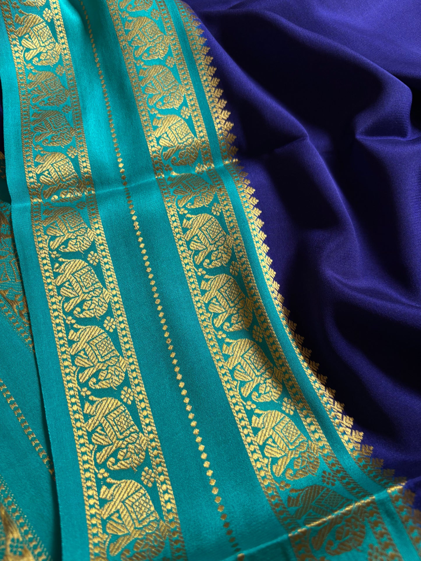 Bheema (2D) : Navy blue-ananda blue