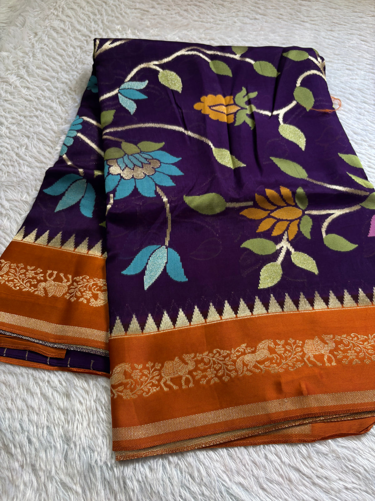 SS134 (2D) : Purple-Rust orange