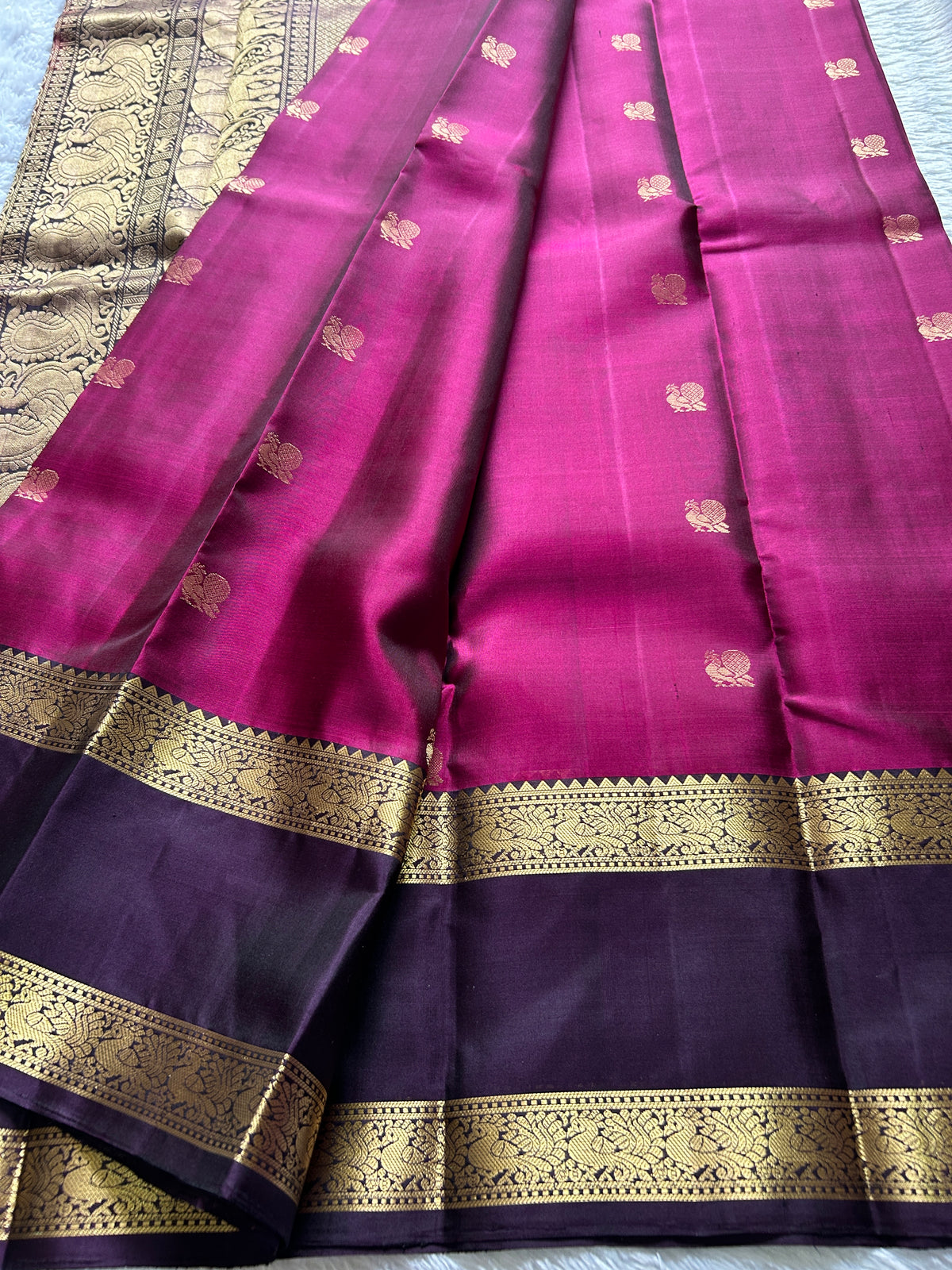 Lakshmi (2D) : Magenta - Dark Brown