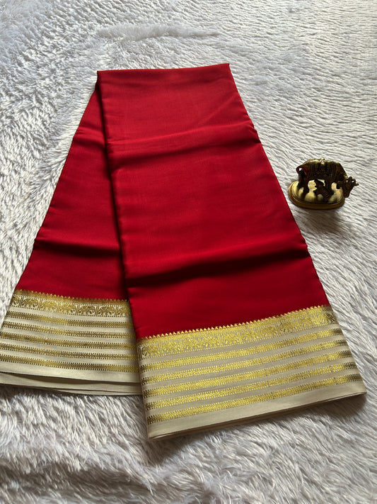 Soujanya (2D) : red-off white