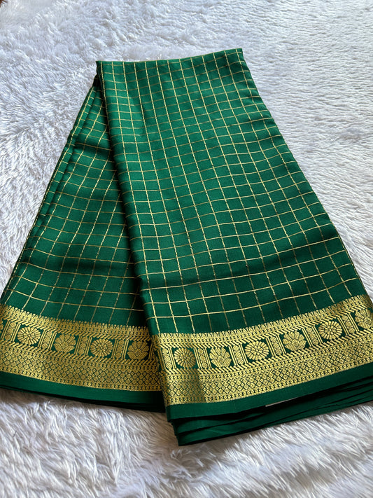 Chaya : Solid Bottle Green