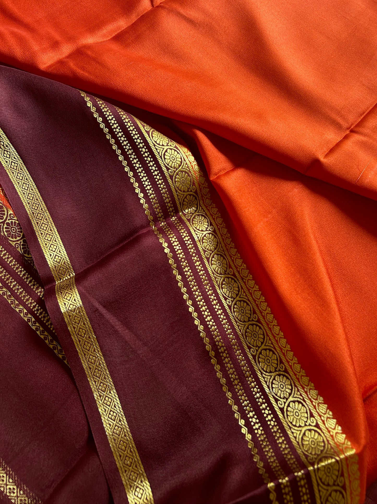 Daamini (2D): Orange-brown