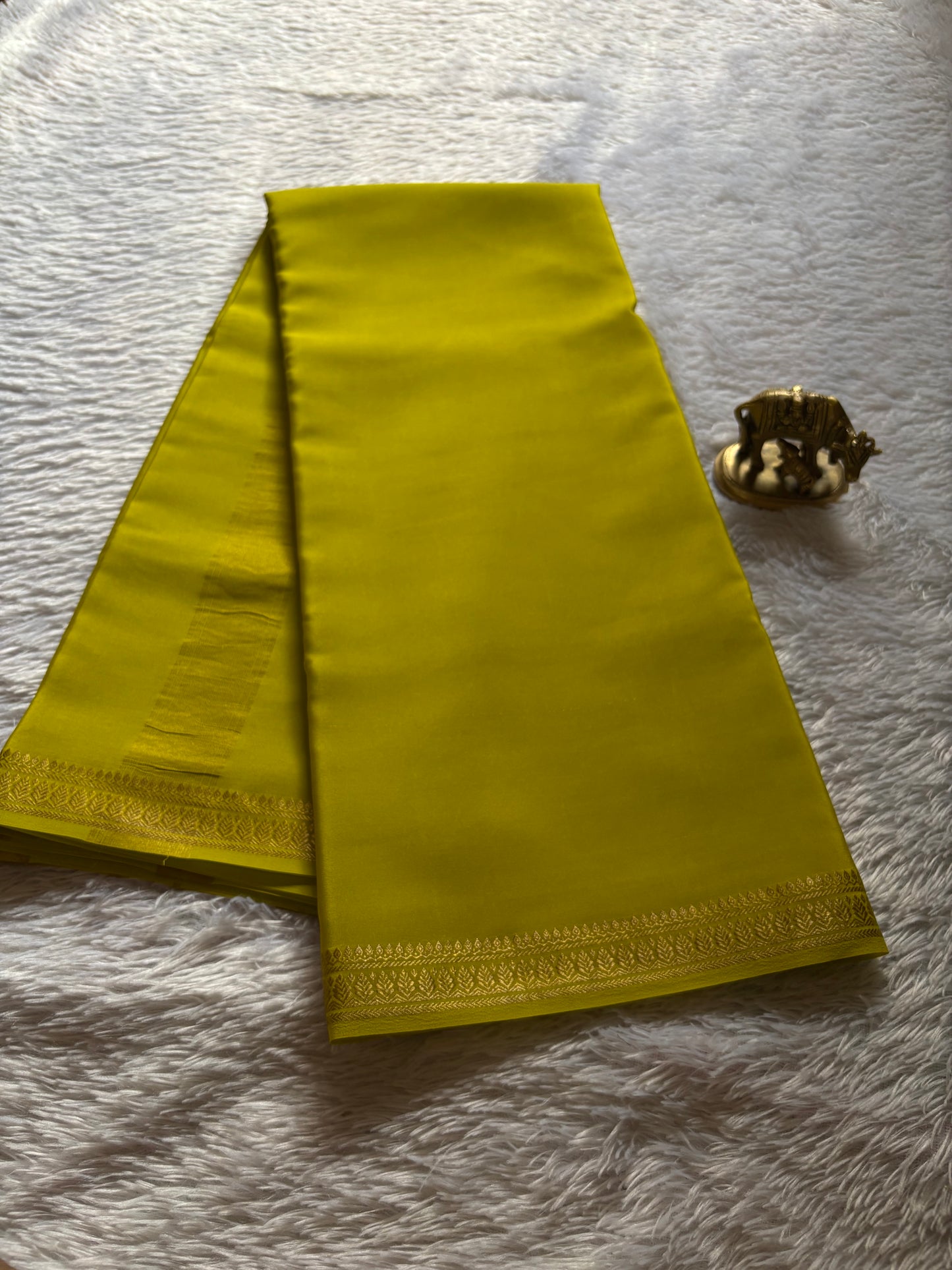 Jyothi : Solid Lemon Yellow