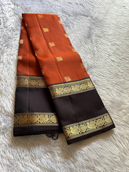 Lakshmi (2D) : Rust-chocolate brown