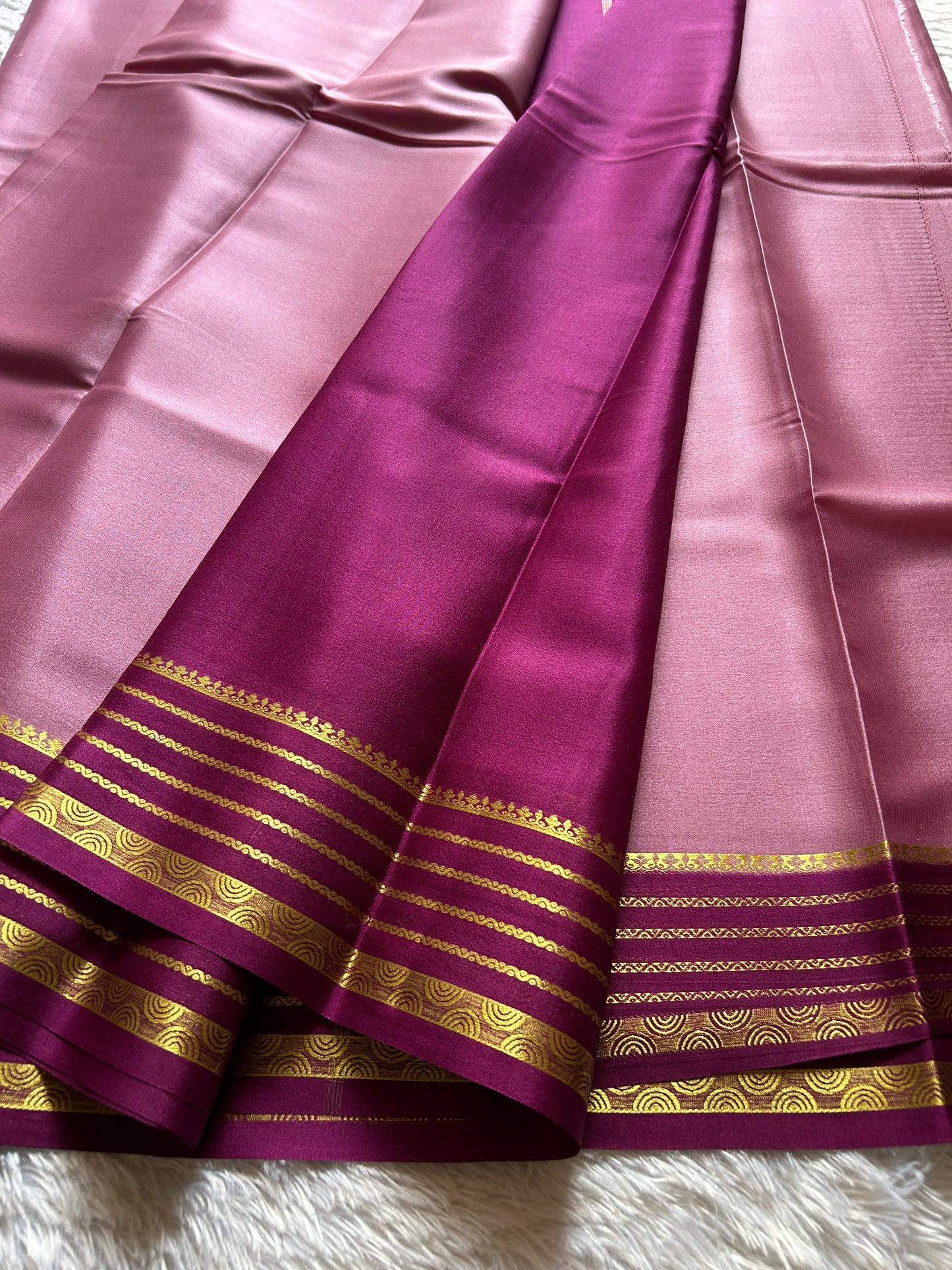 Rashmi (2D) : mauve pink-magenta
