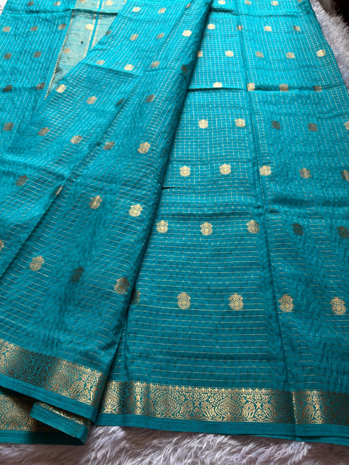 SS103 : Solid Ananda blue