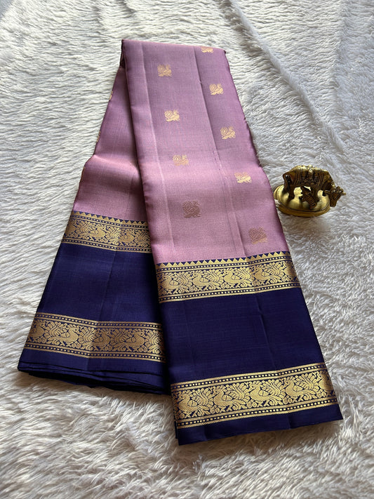 Lakshmi (2D) : Light Onion pink - Dark Blue