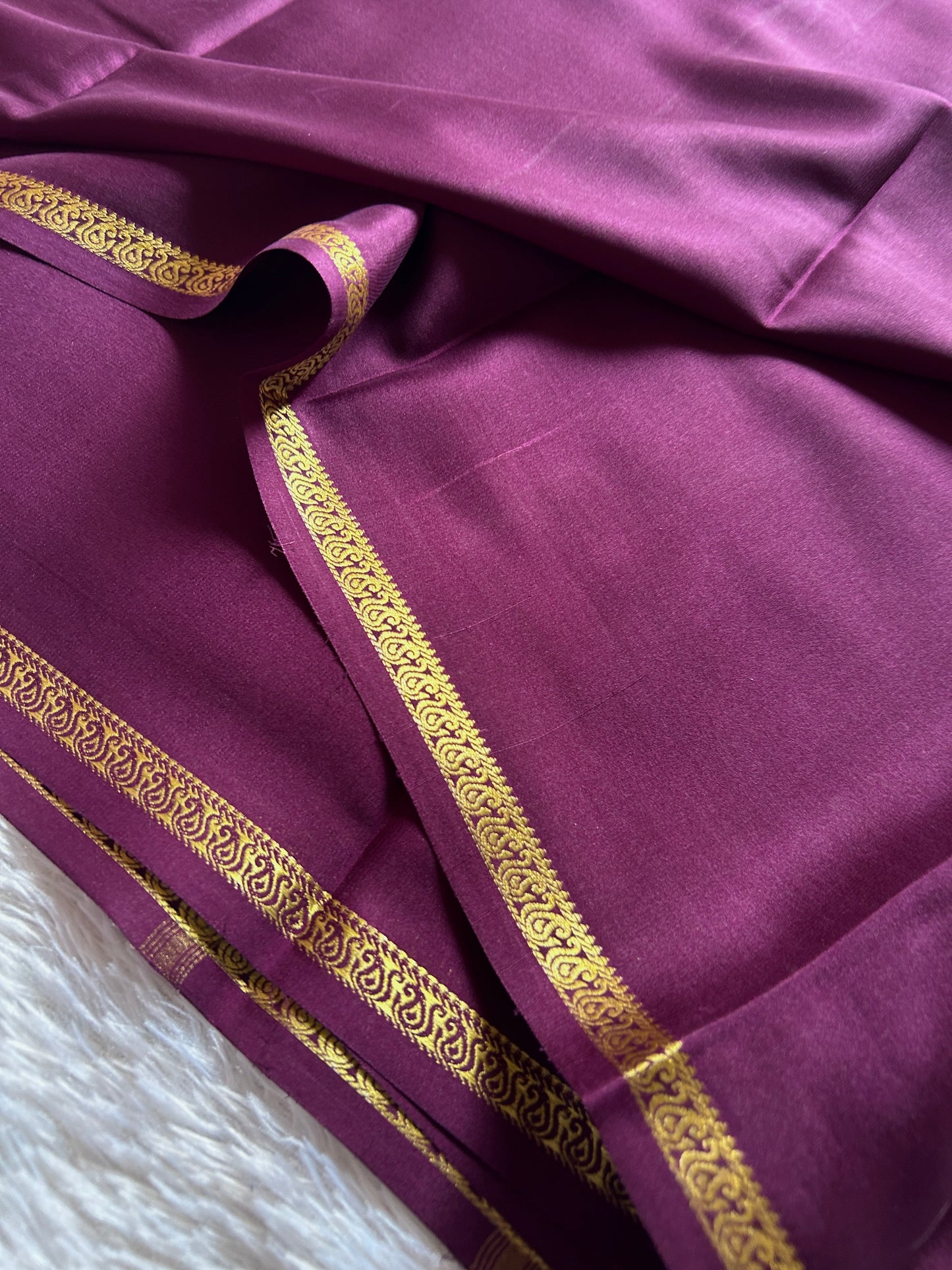 Deepa : Solid Deep Plum