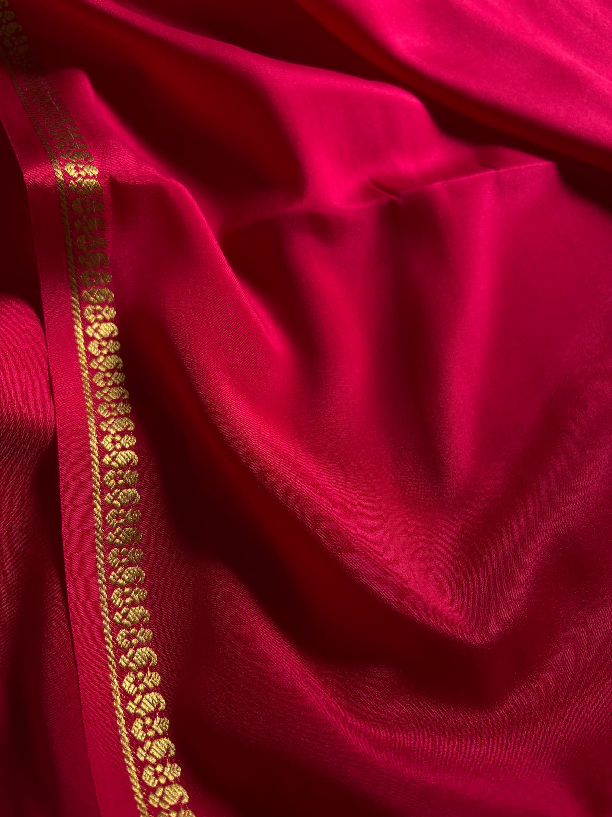 Nitya : Solid Dark pink