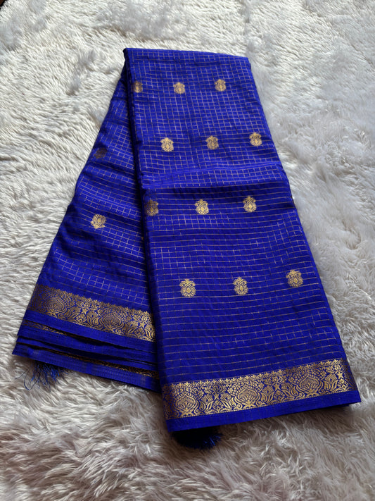 SS103 : Solid Royal blue