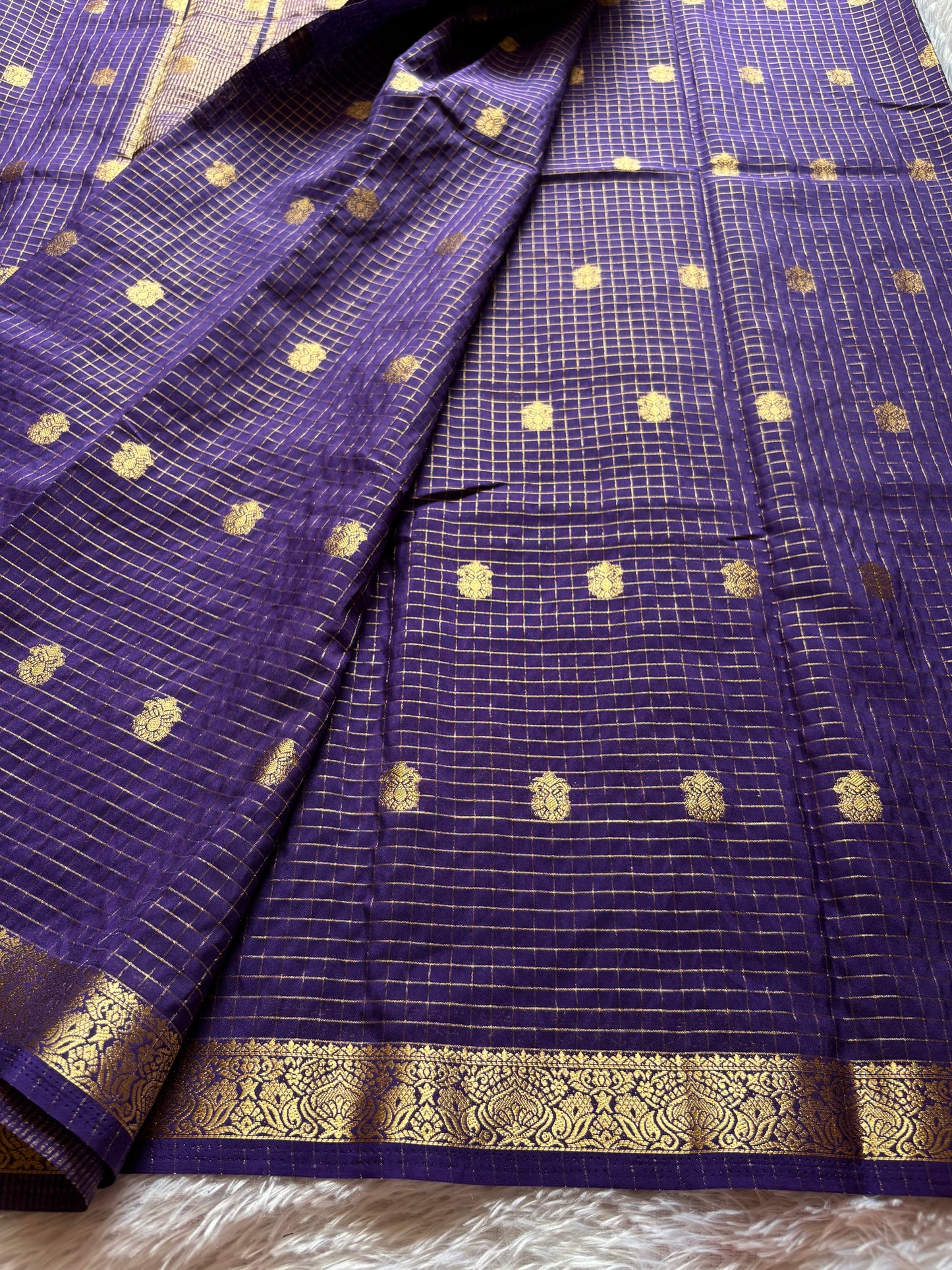 SS103 : Solid Violet