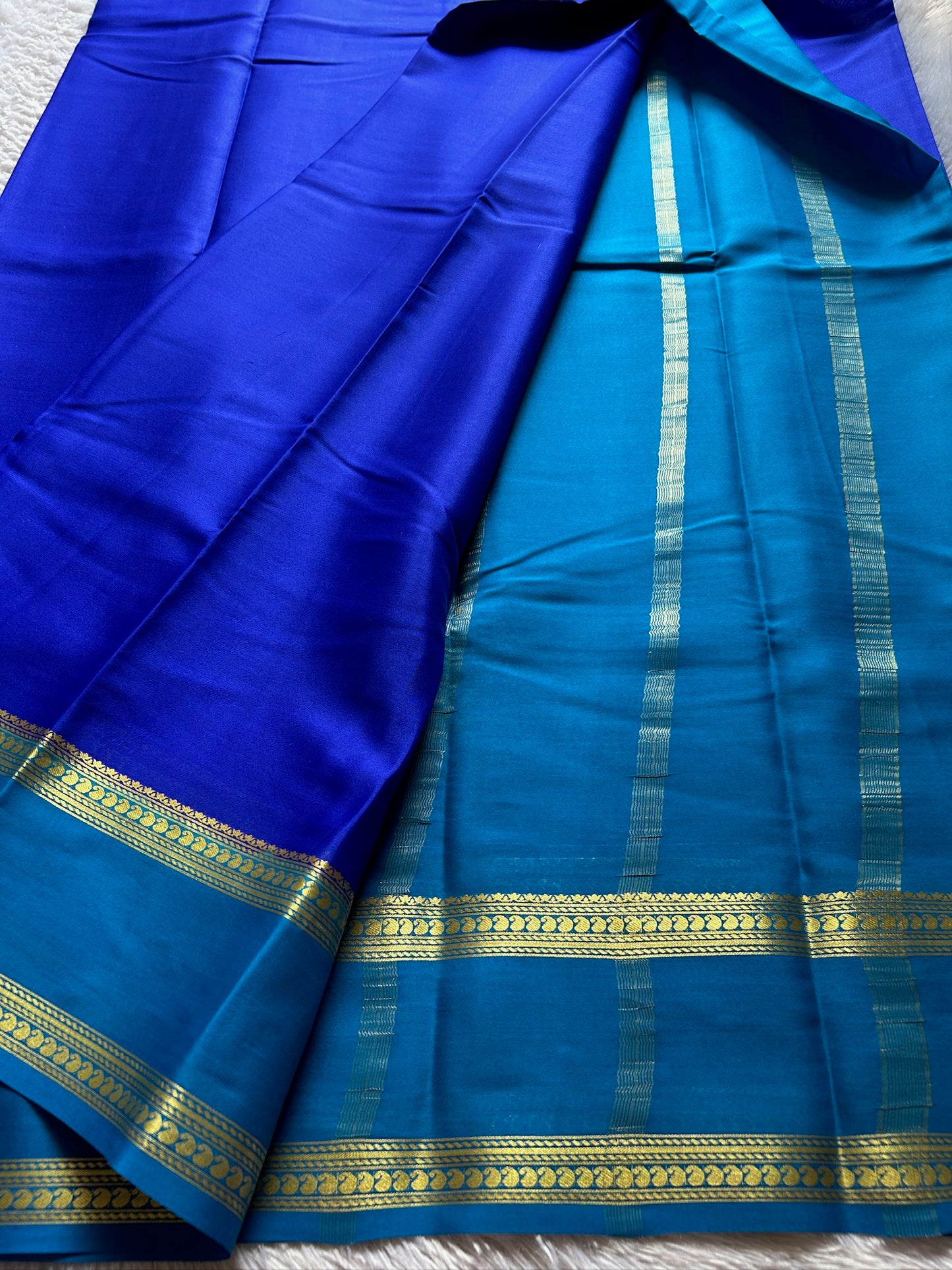 Malathi (2D) : Royal Blue-ananda blue