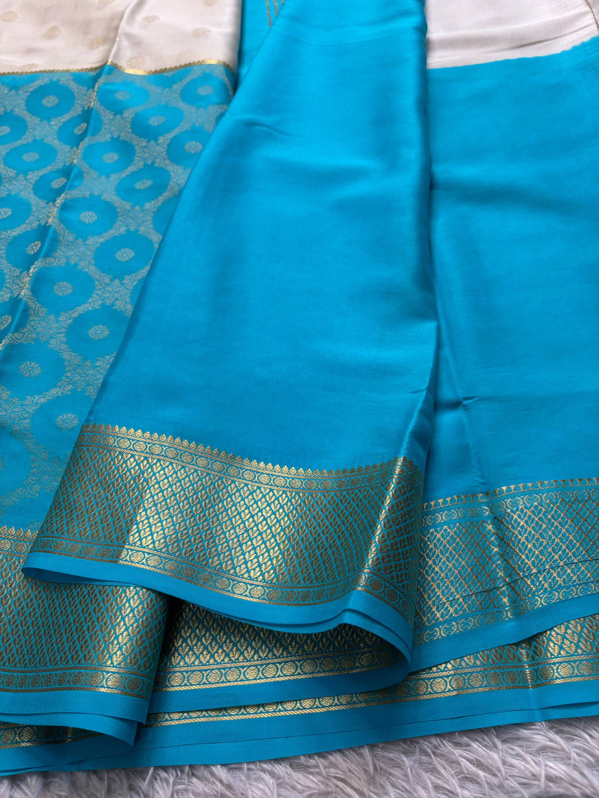 Sparsha (2D) : Brocade Ananda blue-off white